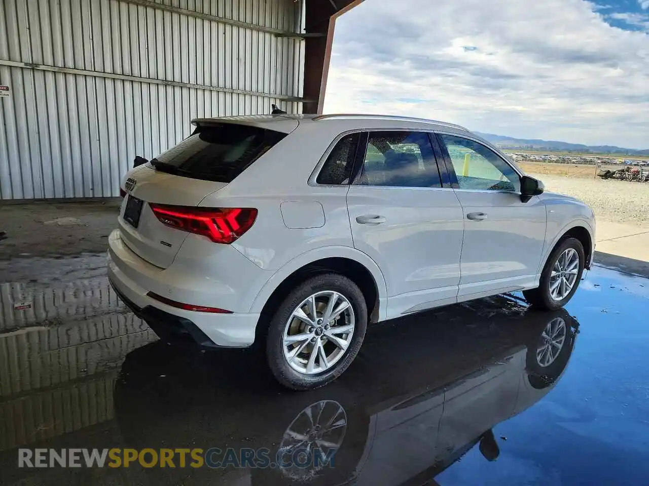 3 fotografías del automóvil dañado WA1DECF34S1014660 AUDI Q3 2025