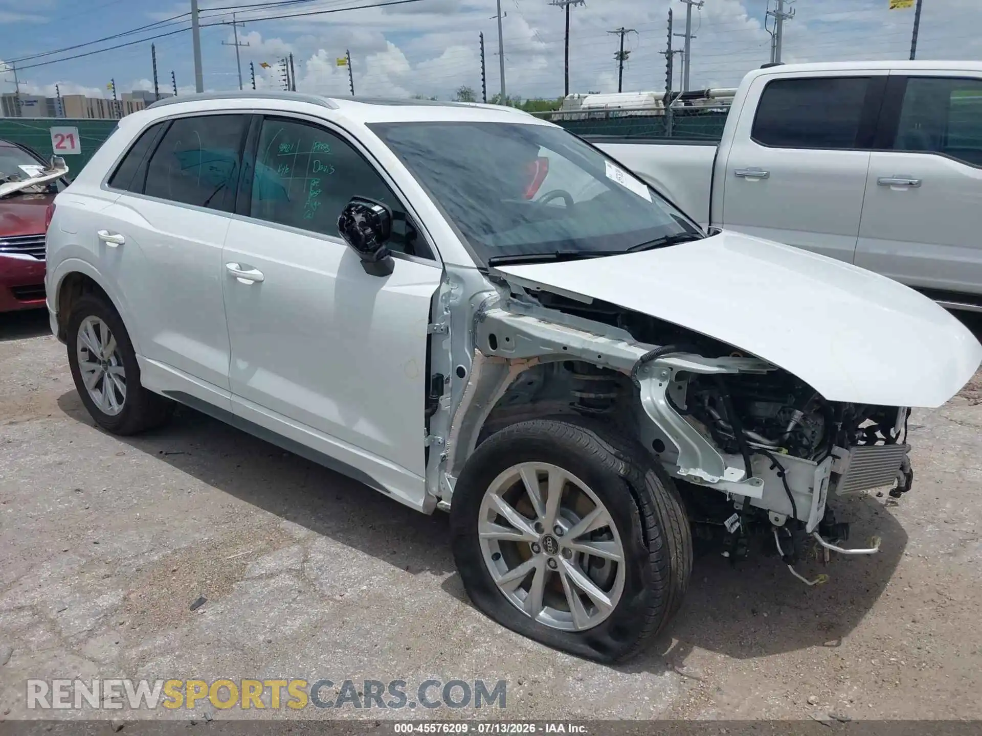 1 Photograph of a damaged car WA1DECF37S1082600 AUDI Q3 2025