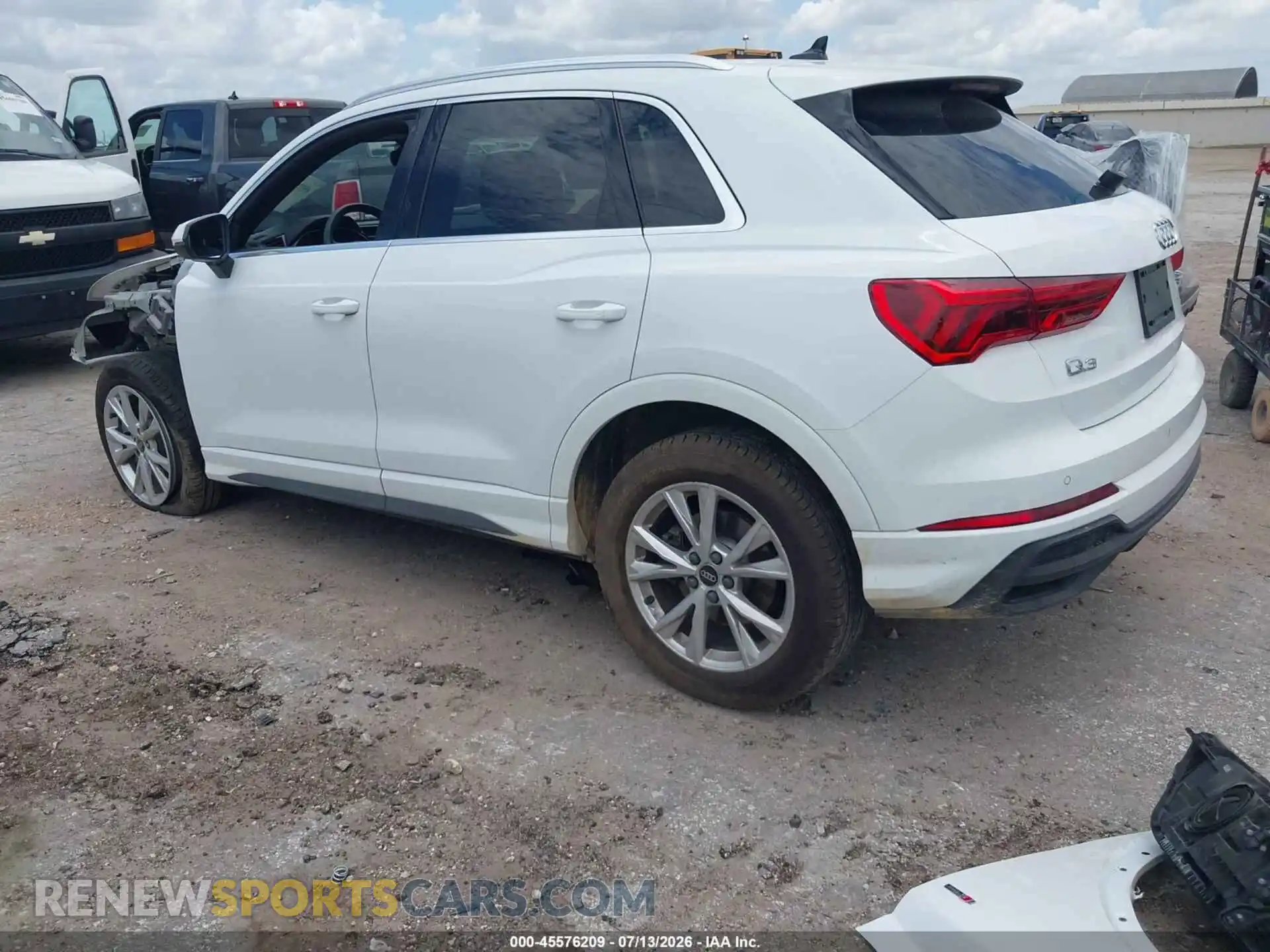 3 Photograph of a damaged car WA1DECF37S1082600 AUDI Q3 2025