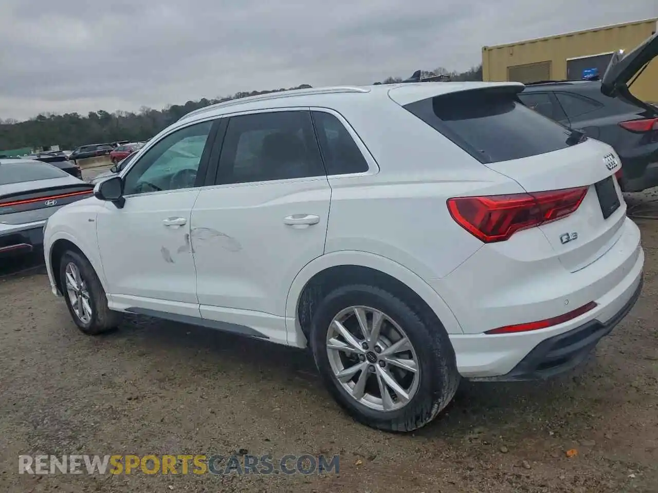 2 Фотография поврежденного автомобиля WA1DECF39S1013472 AUDI Q3 2025