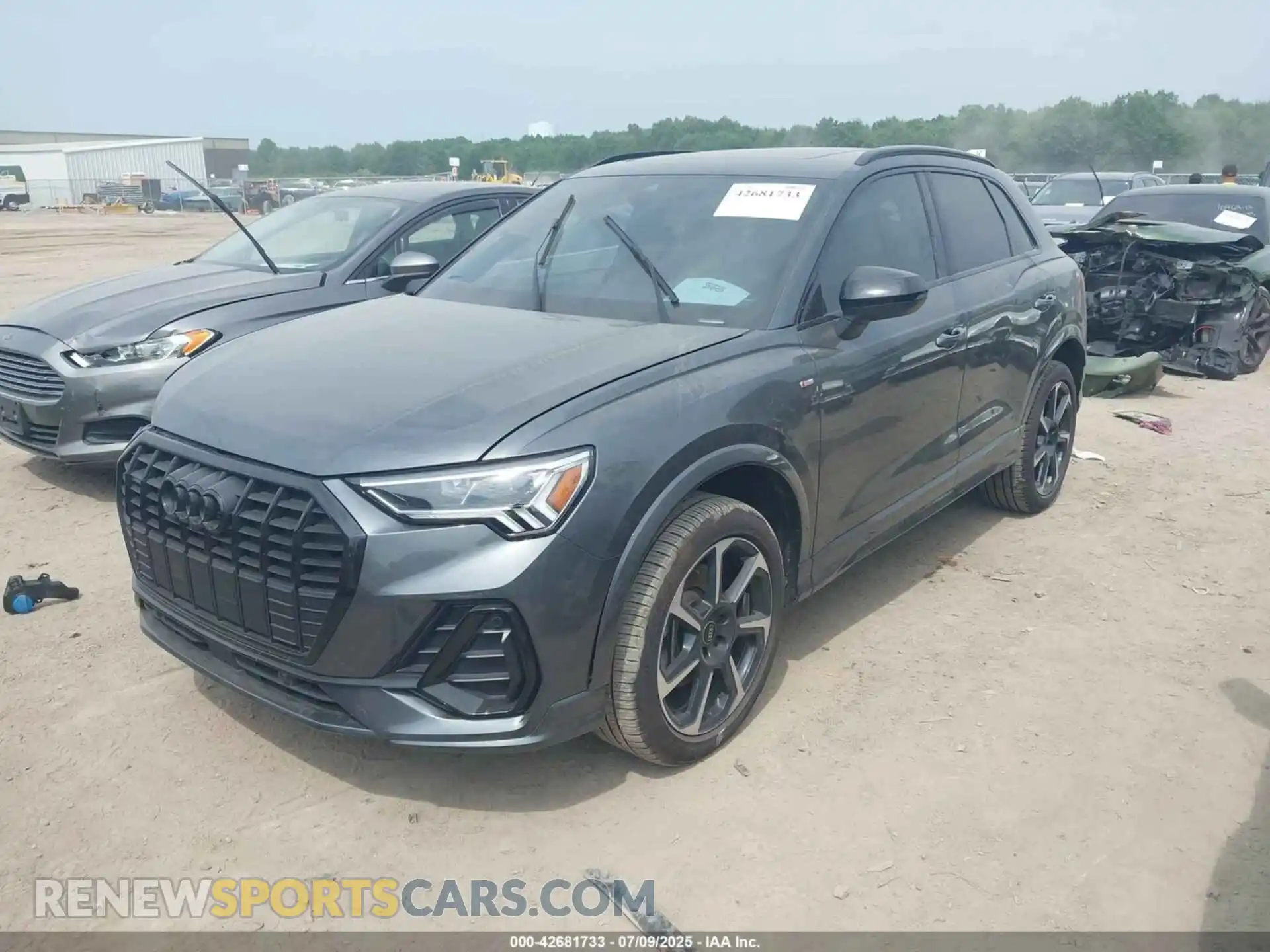 2 Фотография поврежденного автомобиля WA1EECF31S1002342 AUDI Q3 2025
