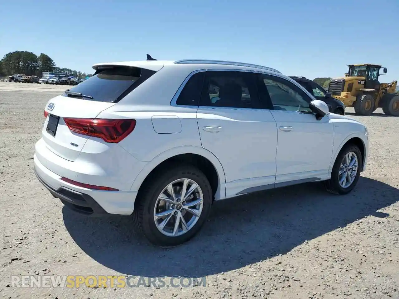 3 Photograph of a damaged car WA1EECF31S1040573 AUDI Q3 2025