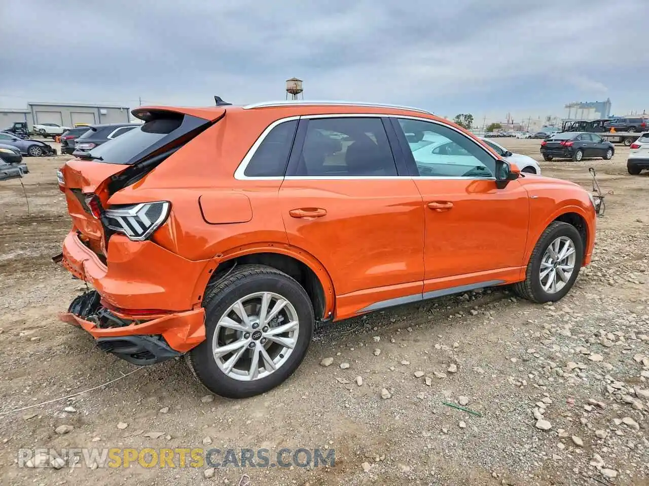 3 fotografías del automóvil dañado WA1EECF37S1098655 AUDI Q3 2025