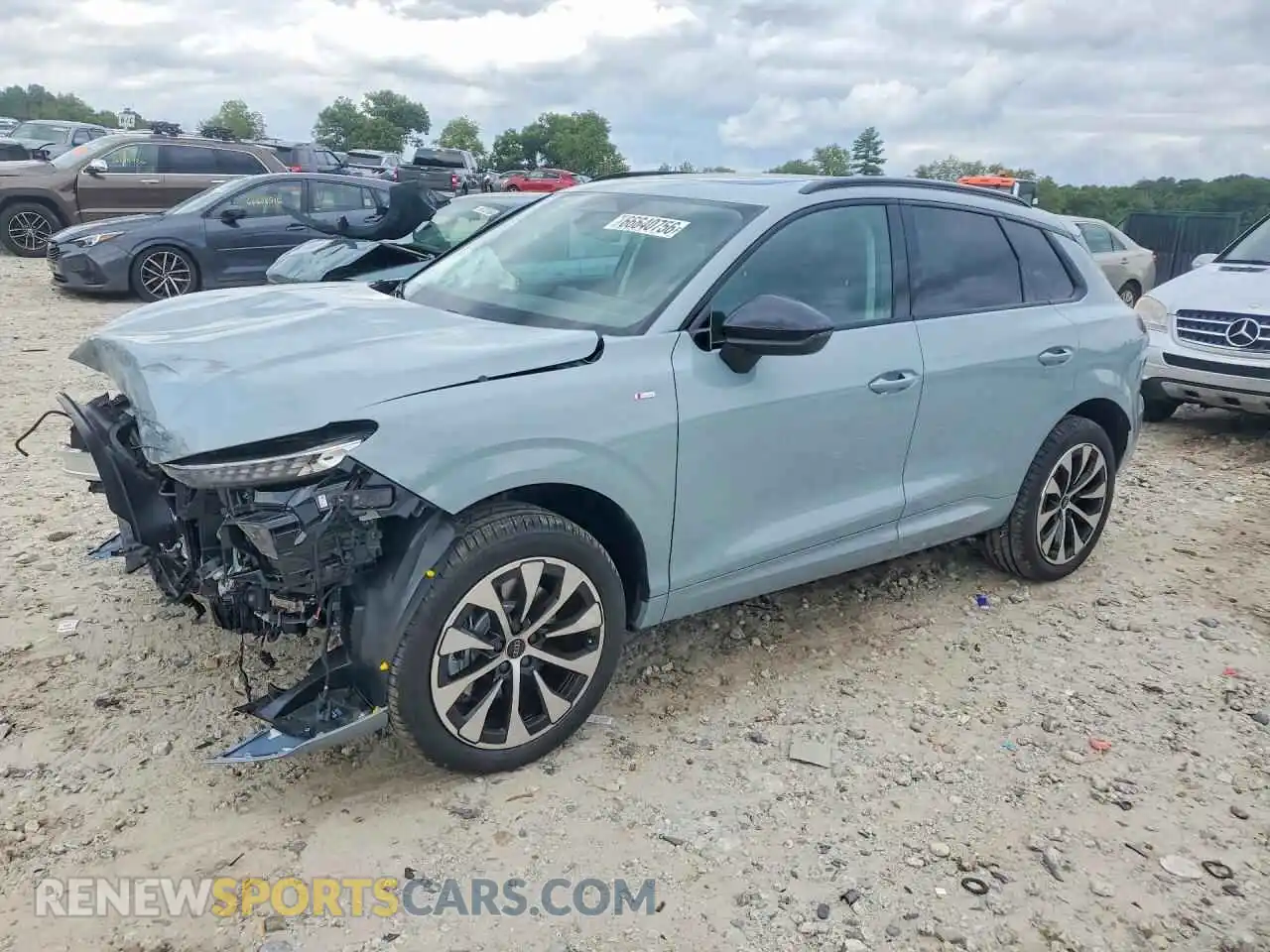 1 Photograph of a damaged car WA1ABCFJ3T1089068 AUDI Q3 2026