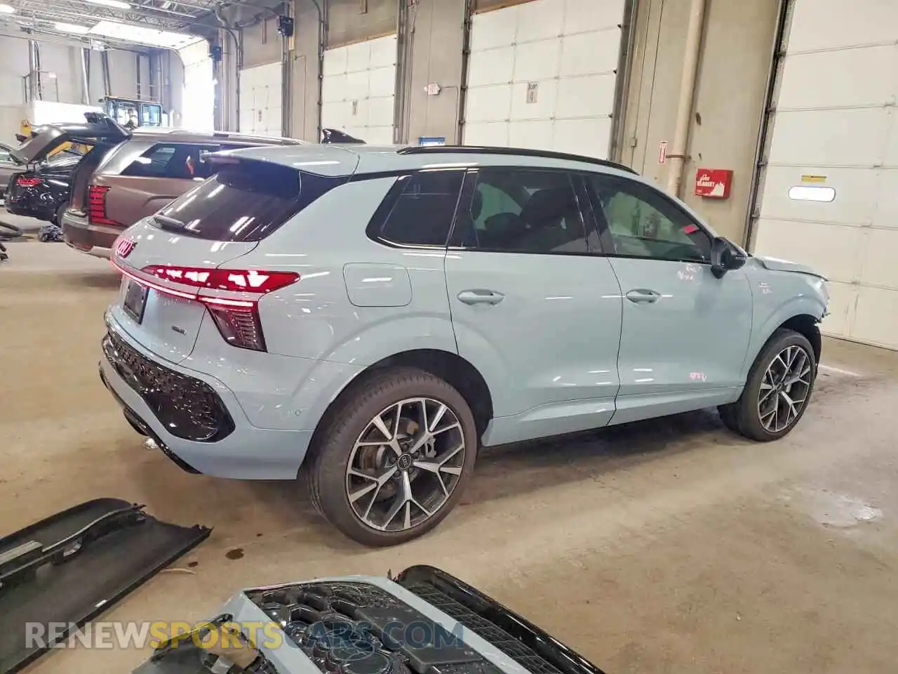 3 Фотография поврежденного автомобиля WA1ABCFJ5T1067248 AUDI Q3 2026