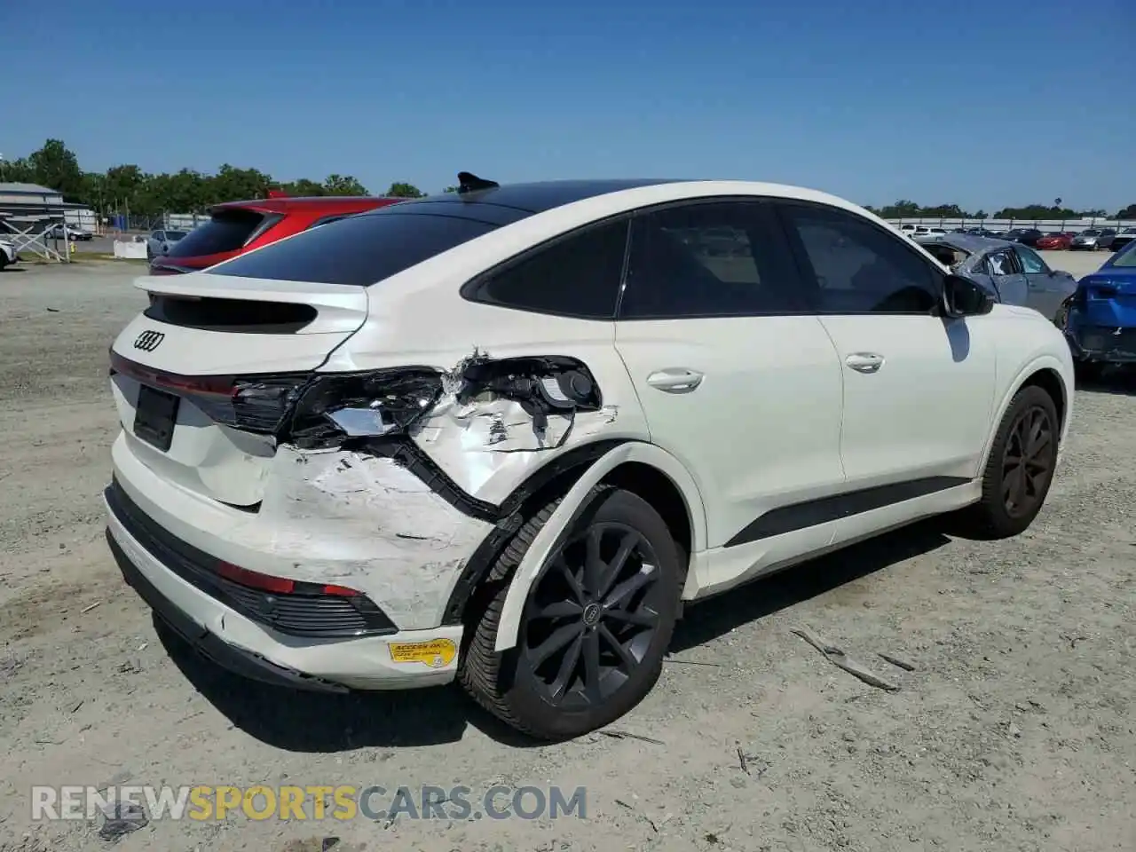 3 Photograph of a damaged car WA142BFZ0NP046627 AUDI Q4 E-TRON 2022