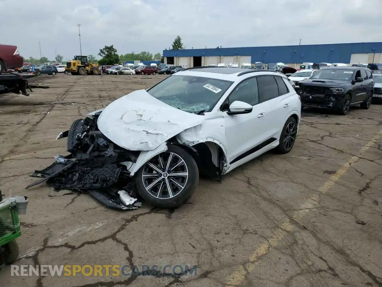 1 Фотография поврежденного автомобиля WA1L2BFZ1NP042145 AUDI Q4 E-TRON 2022