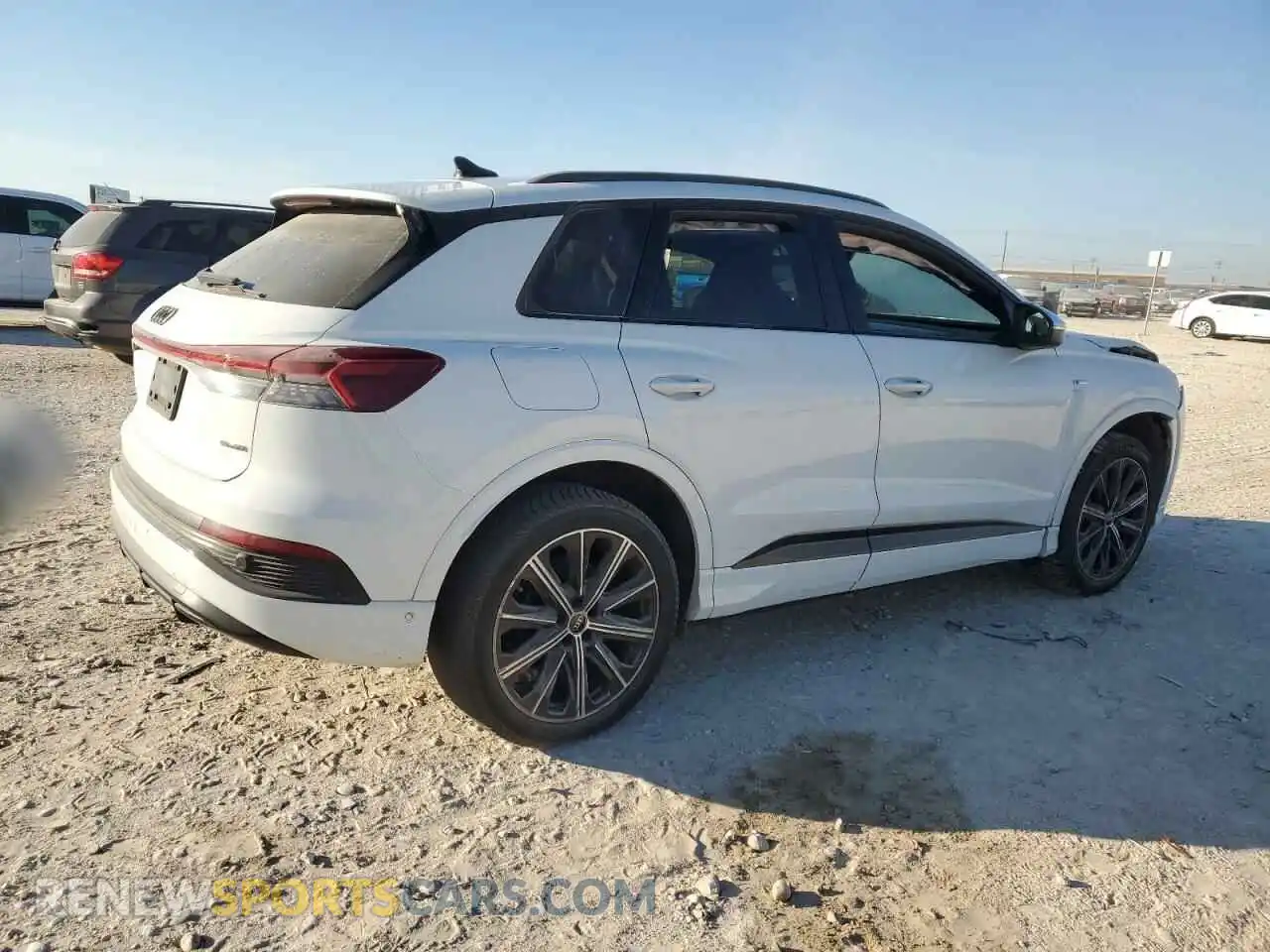 3 Photograph of a damaged car WA1M2BFZ2NP054938 AUDI Q4 E-TRON 2022