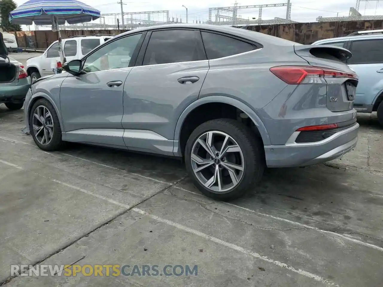 2 Фотография поврежденного автомобиля WA132BFZXRP029092 AUDI Q4 E-TRON 2024