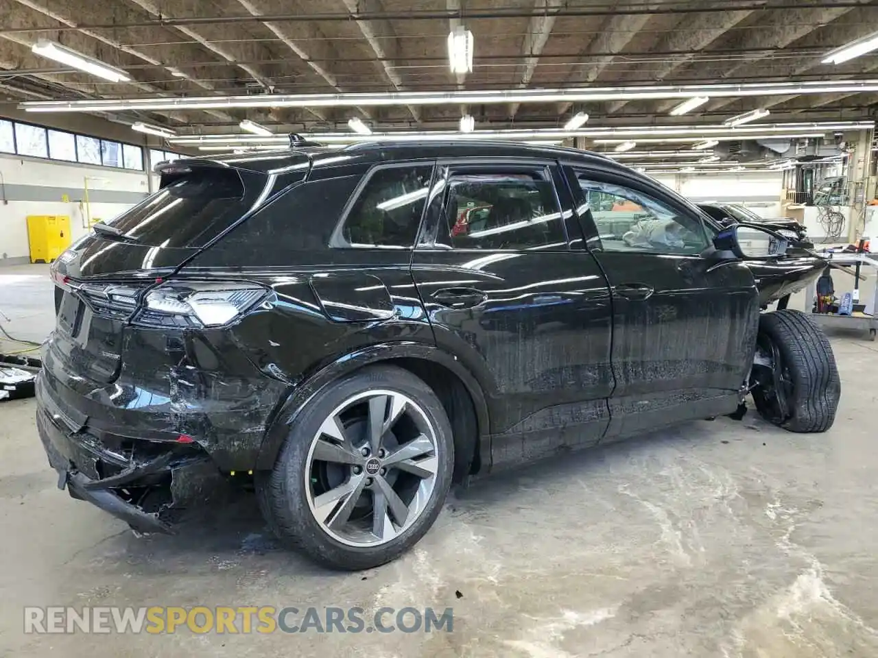 3 Photograph of a damaged car WA1LUBFZXRP039955 AUDI Q4 E-TRON 2024
