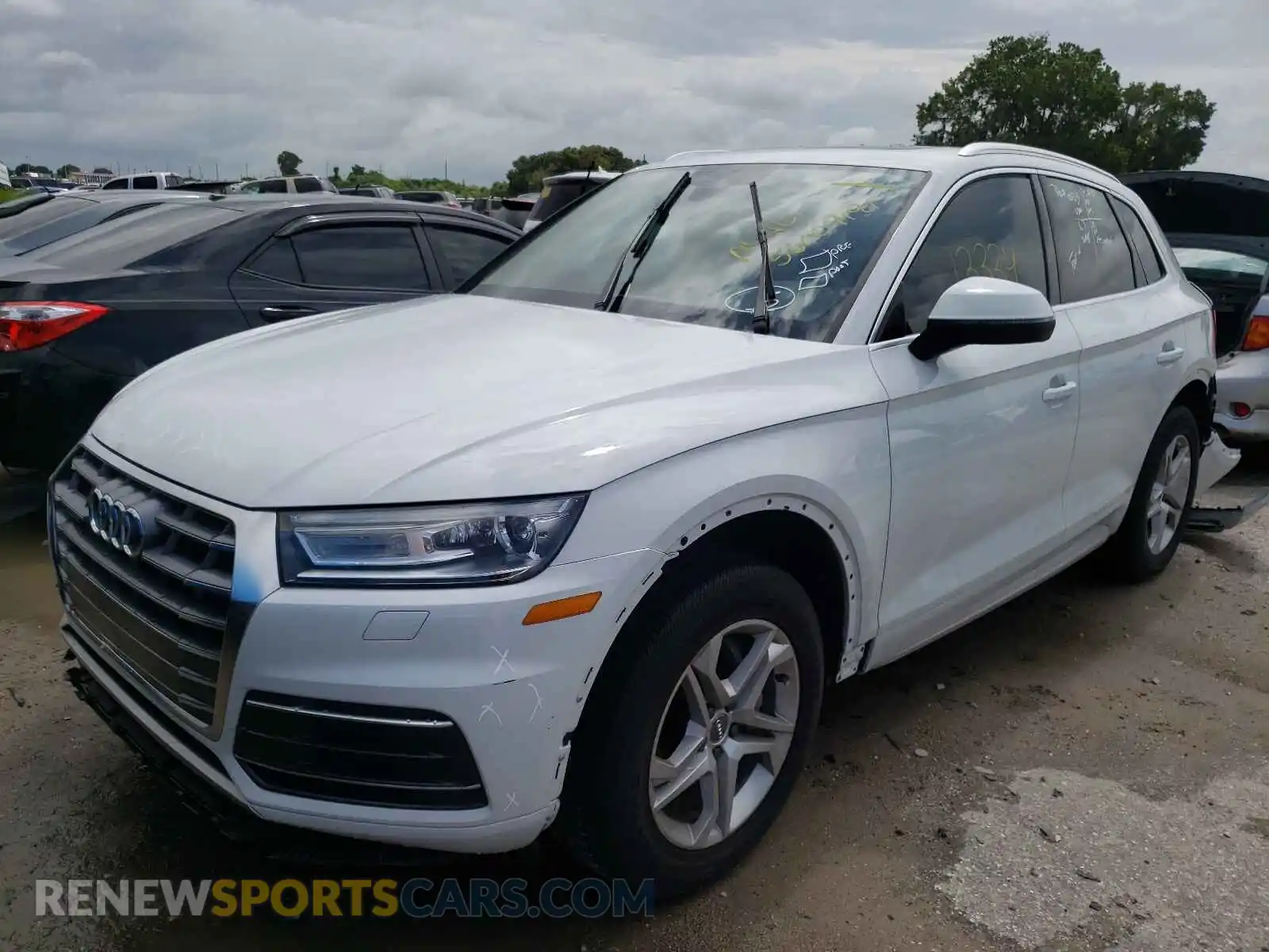 2 Photograph of a damaged car WA1ANAFY2K2041417 AUDI Q5 2019