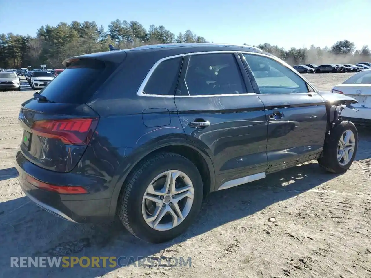 3 fotografías del automóvil dañado WA1ANAFY2K2140271 AUDI Q5 2019