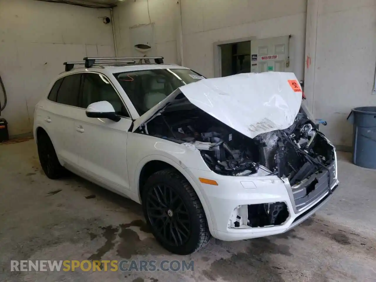 1 Photograph of a damaged car WA1ANAFY5K2086836 AUDI Q5 2019