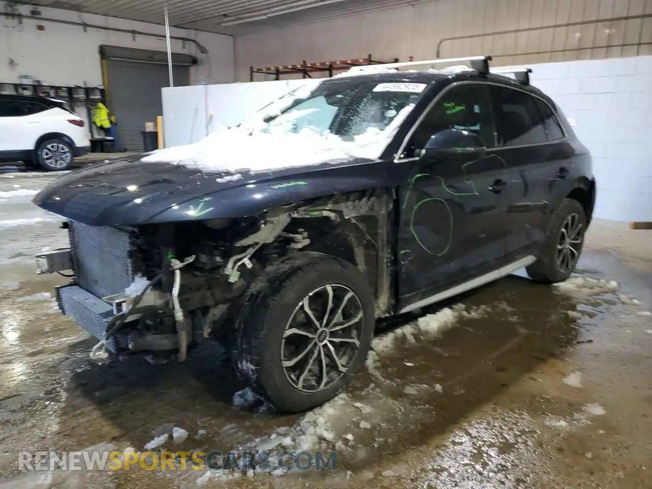 1 Photograph of a damaged car WA1ANAFY6K2095609 AUDI Q5 2019