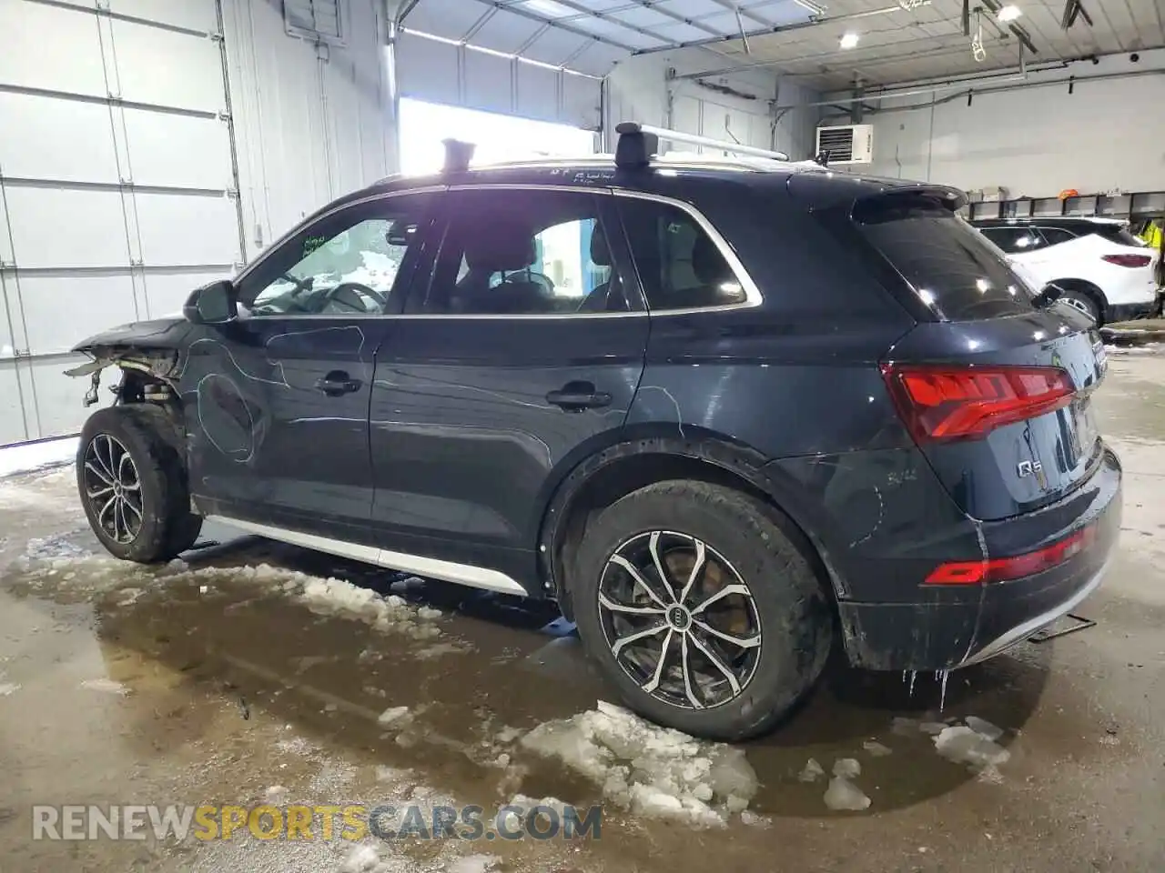 2 Photograph of a damaged car WA1ANAFY6K2095609 AUDI Q5 2019