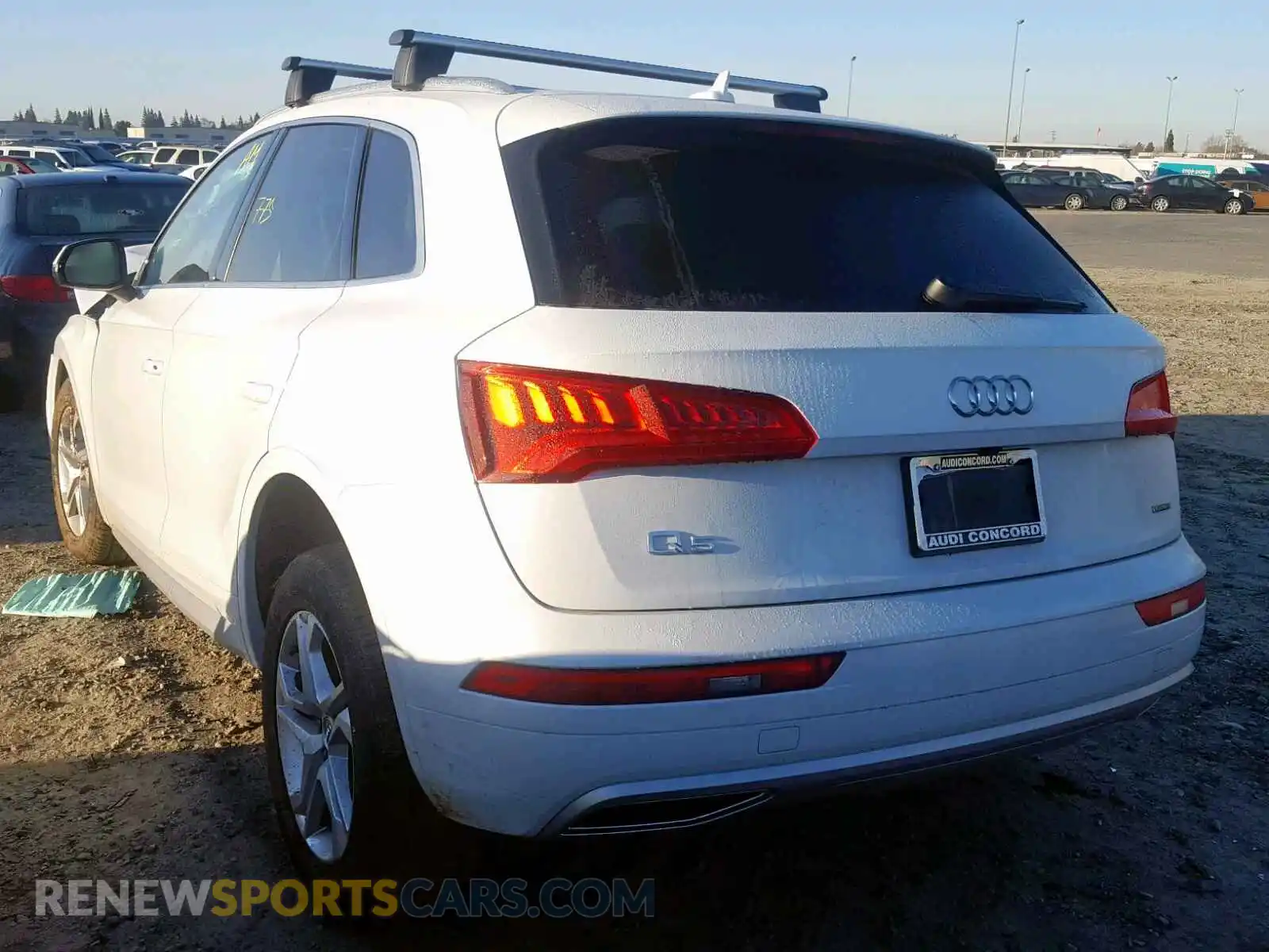 3 Photograph of a damaged car WA1ANAFY8K2033810 AUDI Q5 2019