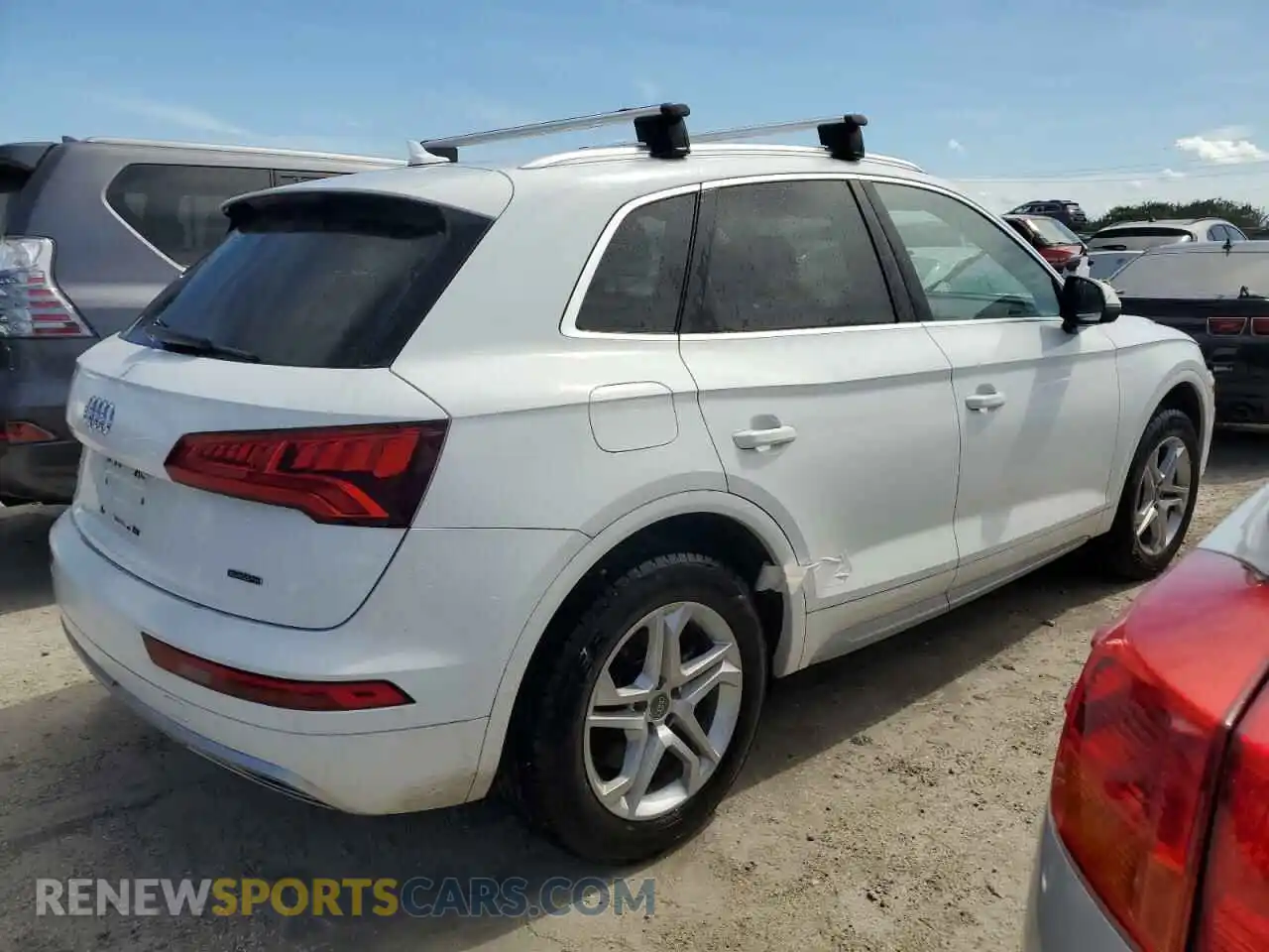 3 Photograph of a damaged car WA1ANAFY8K2111938 AUDI Q5 2019