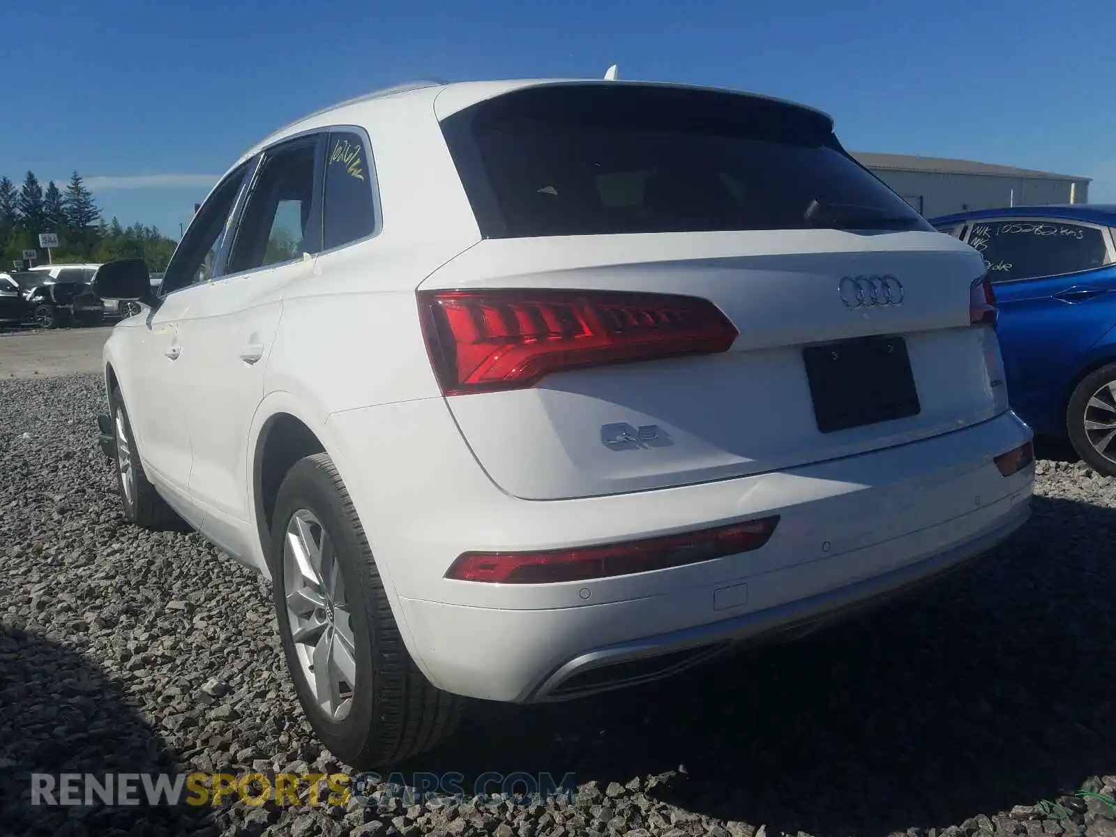 3 Photograph of a damaged car WA1ANAFY9K2028440 AUDI Q5 2019