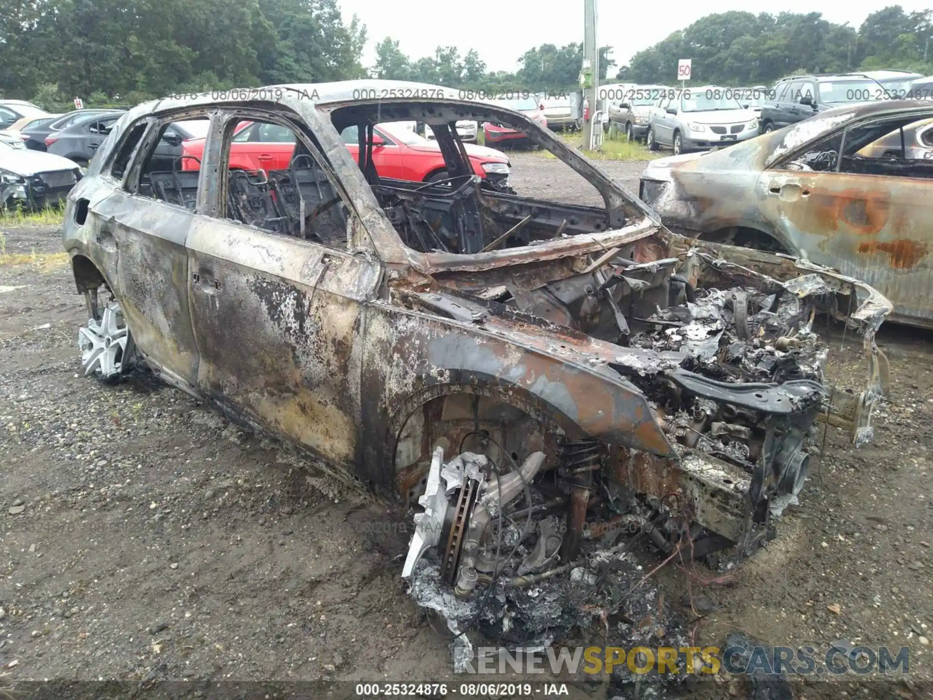 1 Photograph of a damaged car WA1ANAFY9K2052365 AUDI Q5 2019