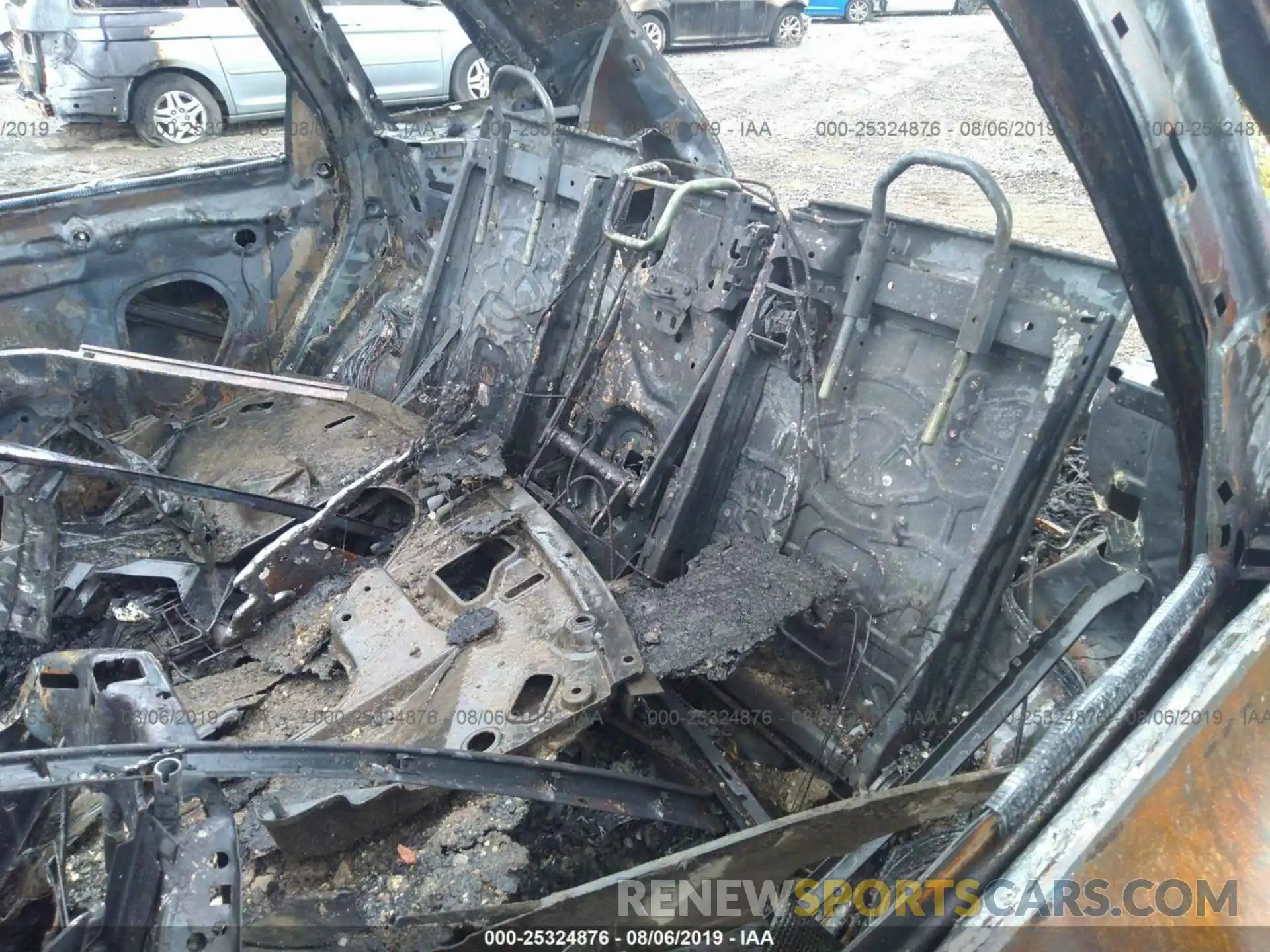 8 Photograph of a damaged car WA1ANAFY9K2052365 AUDI Q5 2019