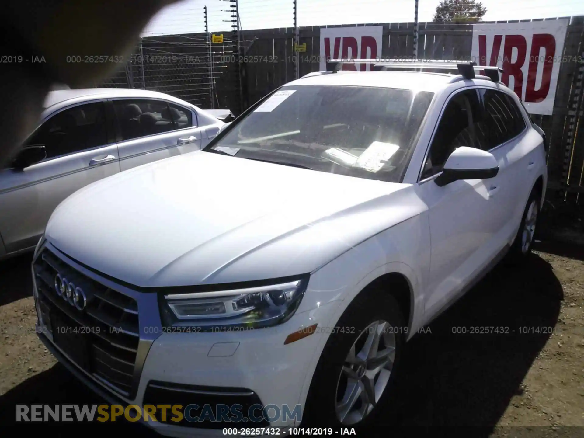 2 Photograph of a damaged car WA1ANAFY9K2111771 AUDI Q5 2019