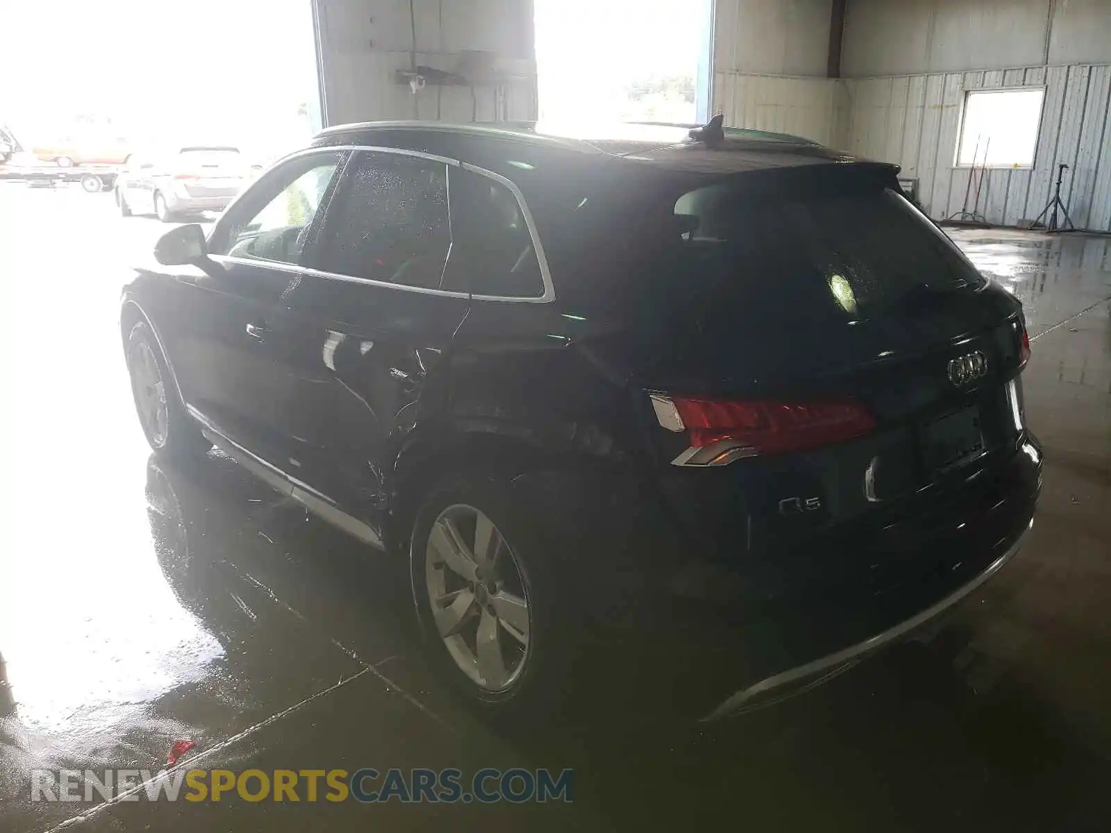 3 Photograph of a damaged car WA1ANAFYXK2076299 AUDI Q5 2019