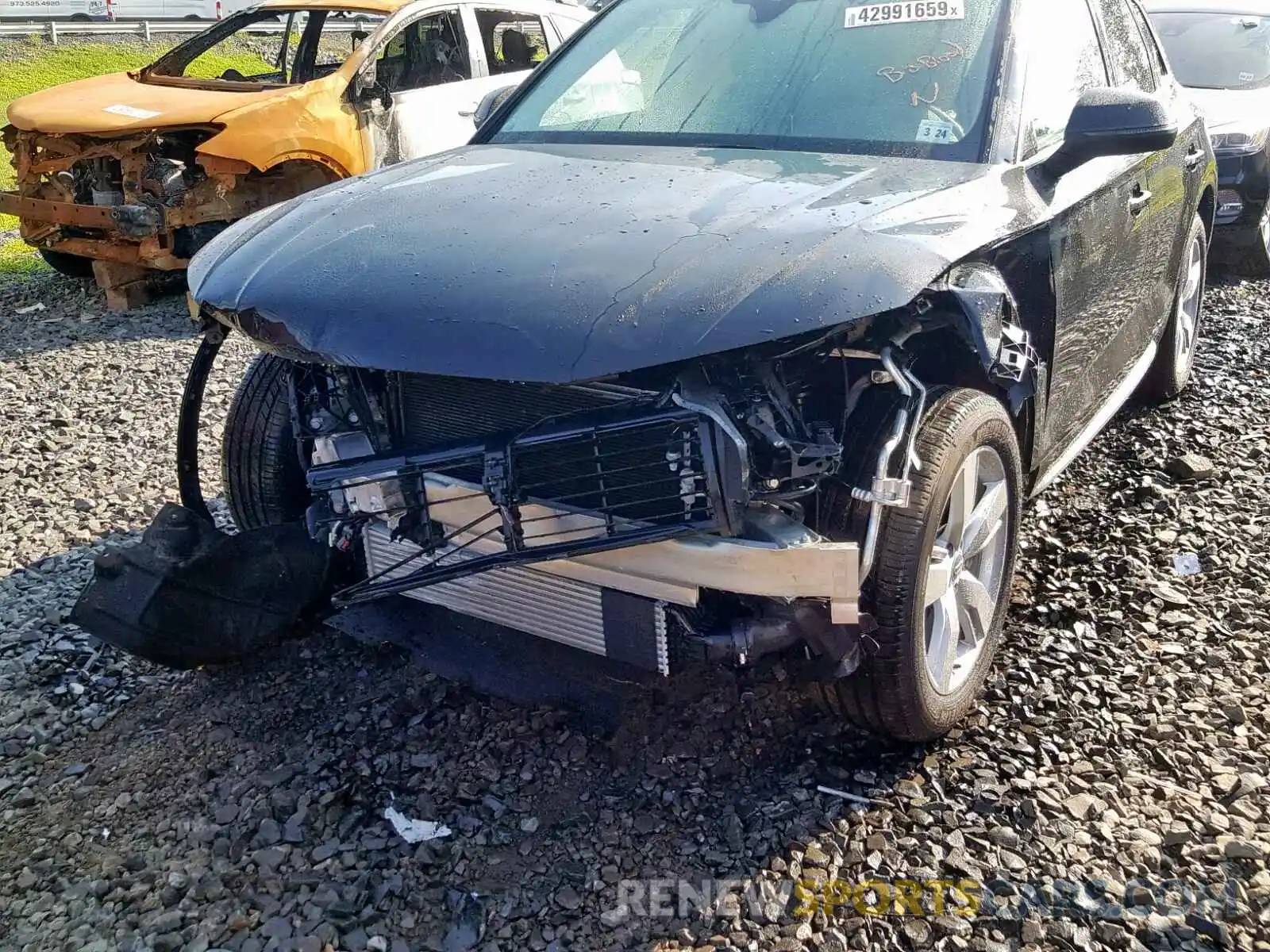 9 Photograph of a damaged car WA1BNAFY3K2037686 AUDI Q5 2019