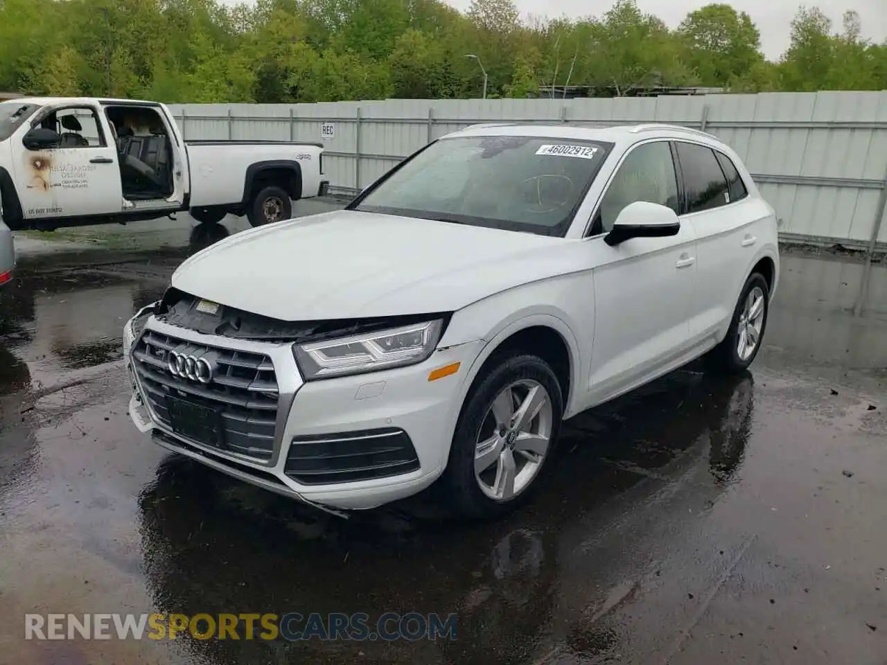 2 Photograph of a damaged car WA1BNAFY3K2125752 AUDI Q5 2019