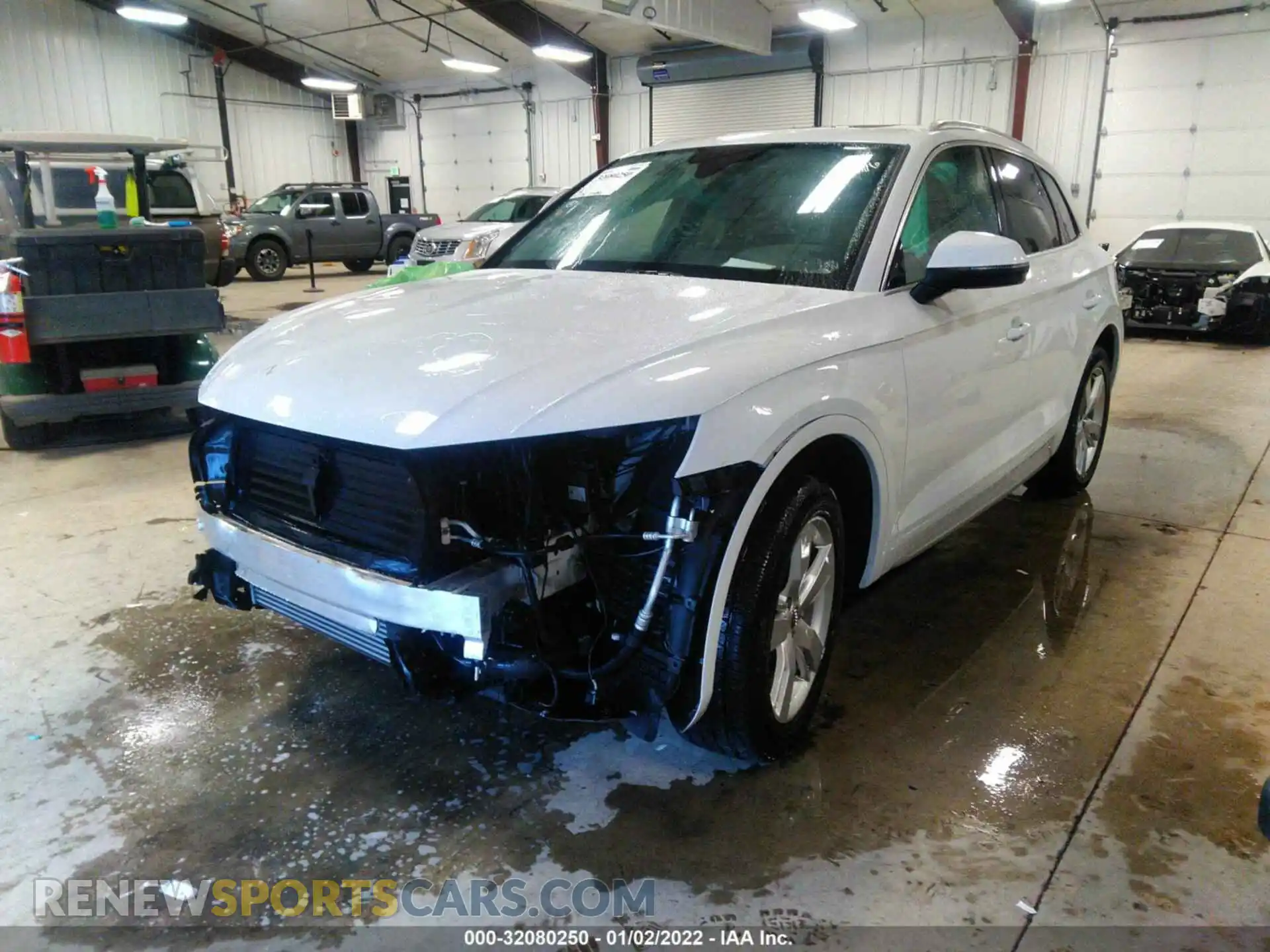 2 Photograph of a damaged car WA1BNAFY5K2087148 AUDI Q5 2019