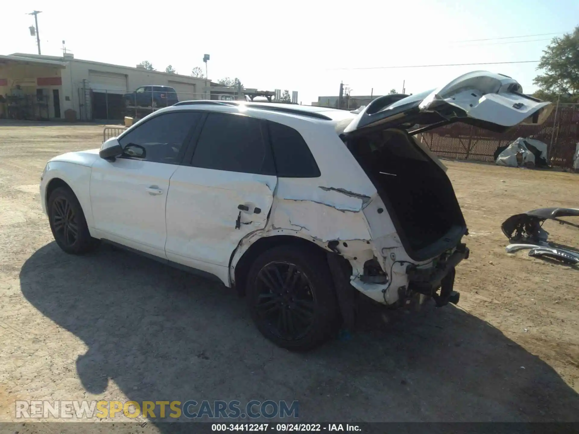3 Photograph of a damaged car WA1BNAFY5K2100061 AUDI Q5 2019