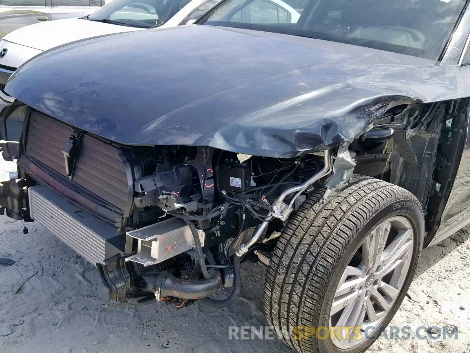 9 Photograph of a damaged car WA1BNAFY7K2024407 AUDI Q5 2019