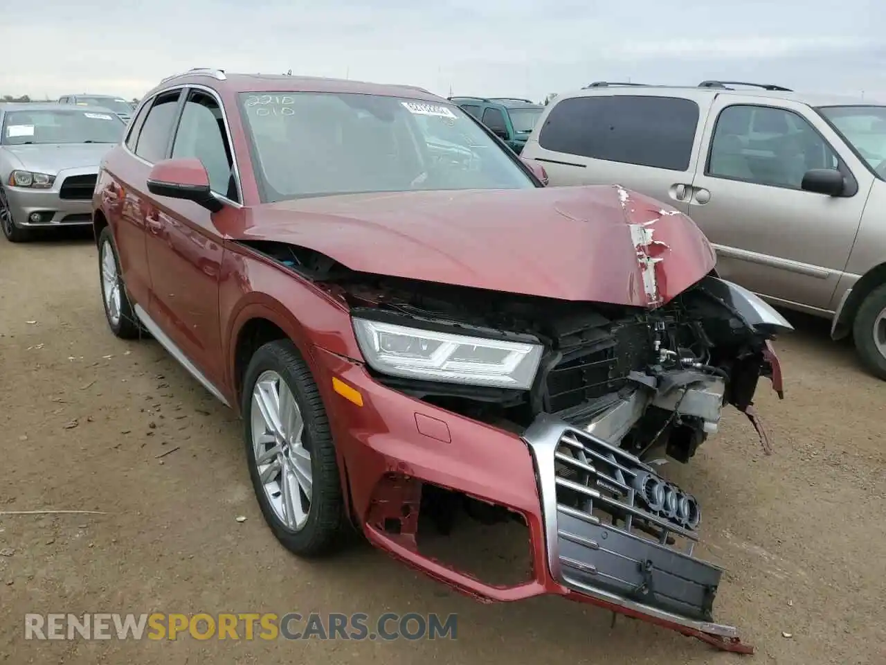 1 Photograph of a damaged car WA1BNAFY7K2104967 AUDI Q5 2019