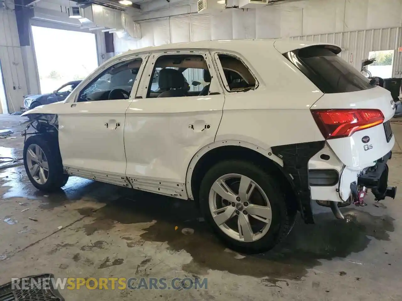 2 Photograph of a damaged car WA1CNAFYXK2076604 AUDI Q5 2019