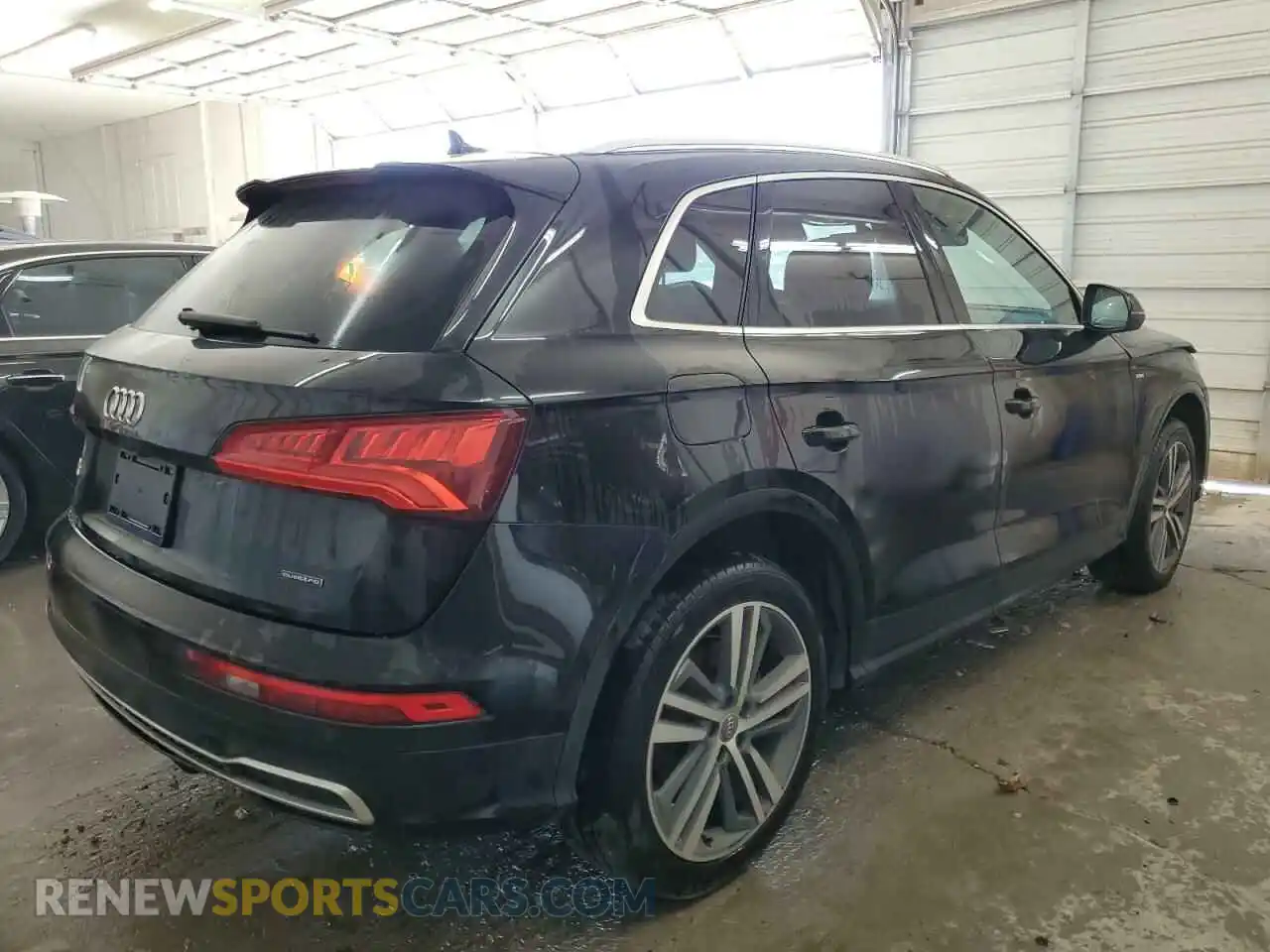 3 Photograph of a damaged car WA1FNAFY4K2109304 AUDI Q5 2019