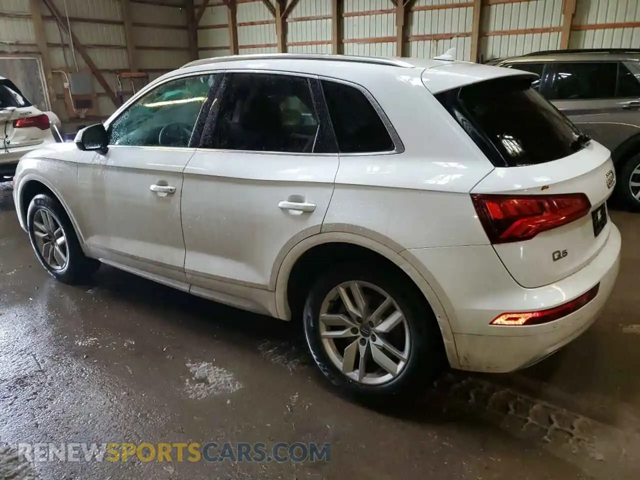2 Photograph of a damaged car WA1ANAFY0L2056631 AUDI Q5 2020