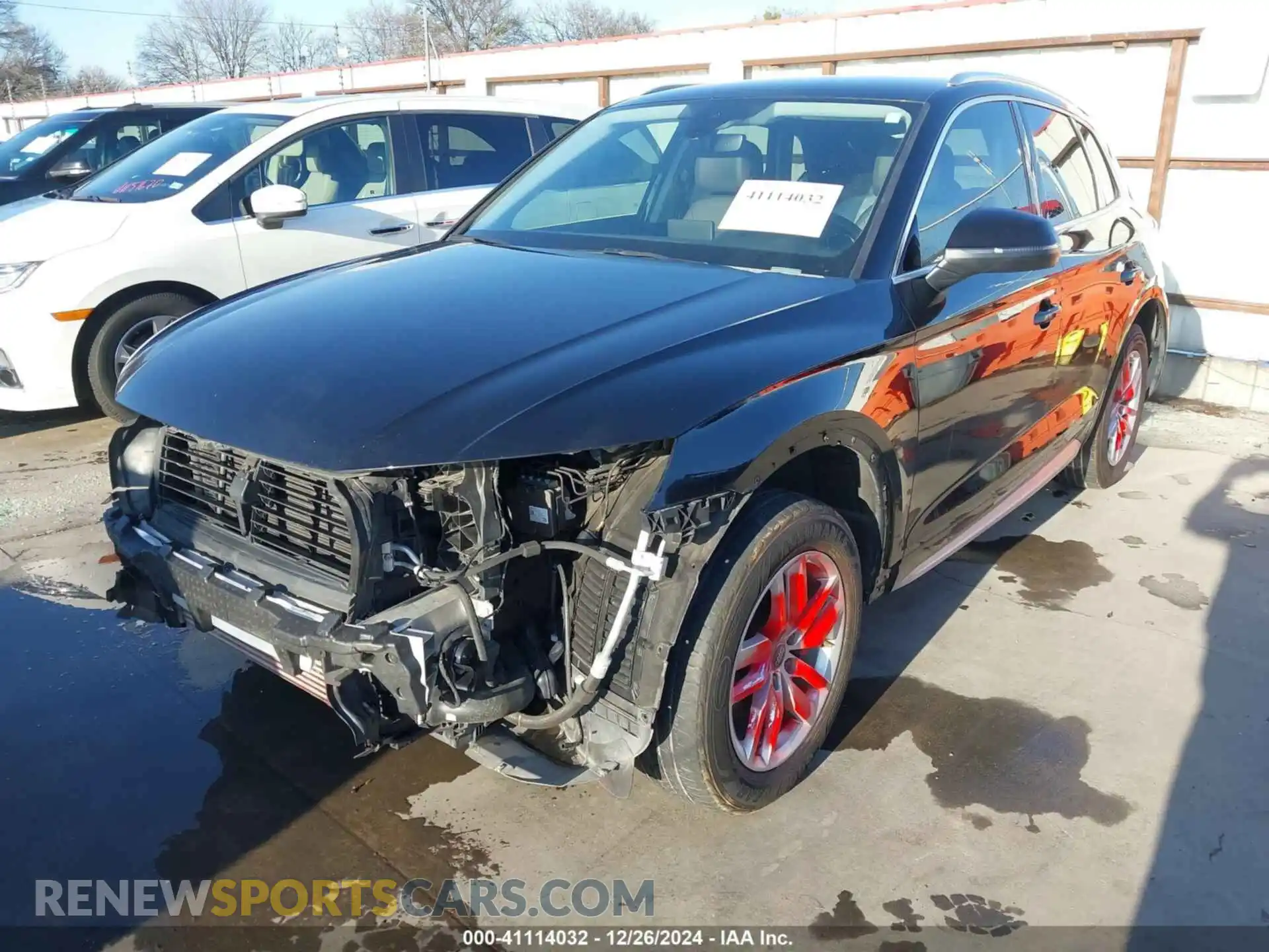 2 Photograph of a damaged car WA1ANAFY1L2068643 AUDI Q5 2020
