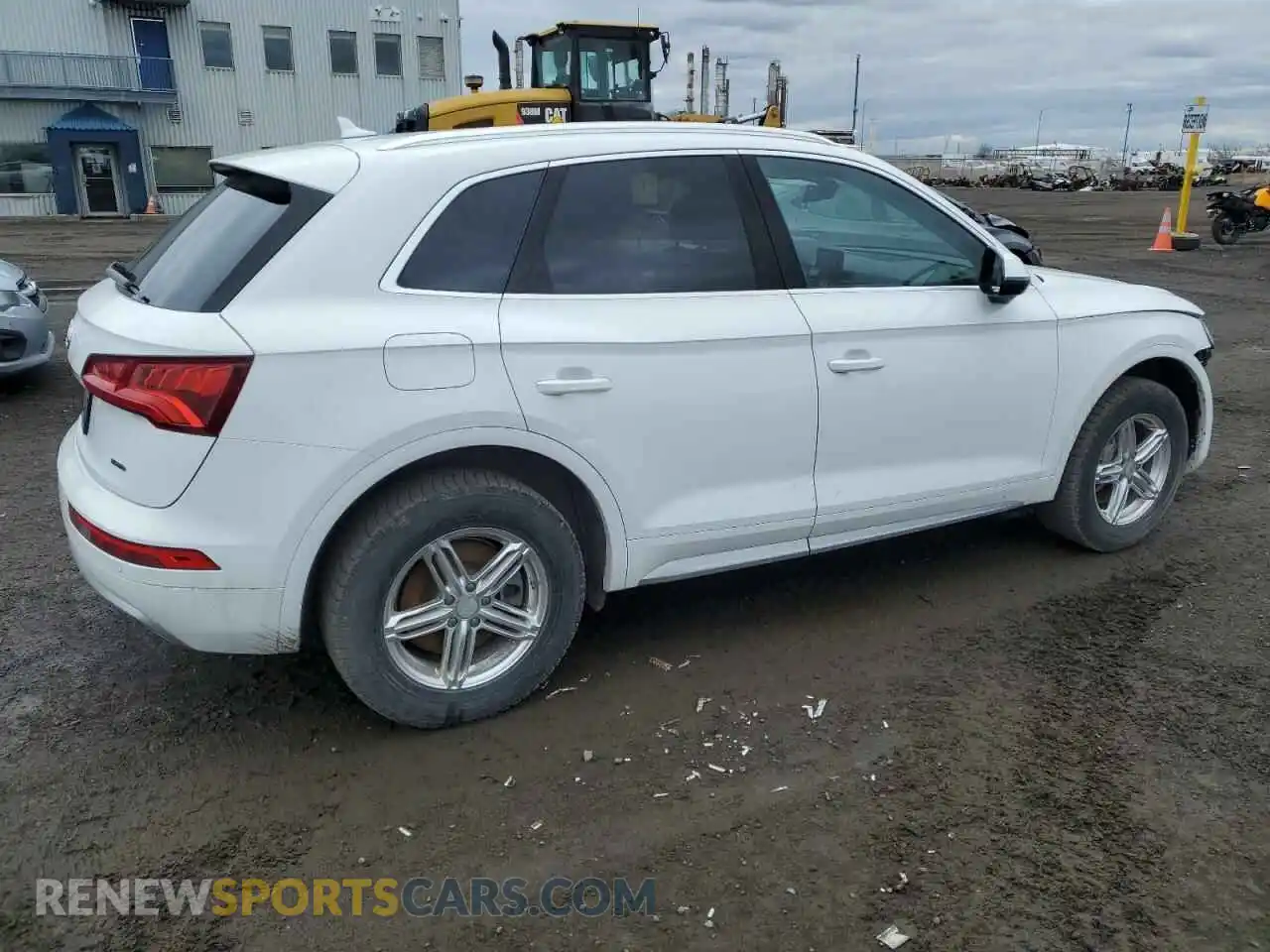 3 Photograph of a damaged car WA1ANAFY4L2043820 AUDI Q5 2020