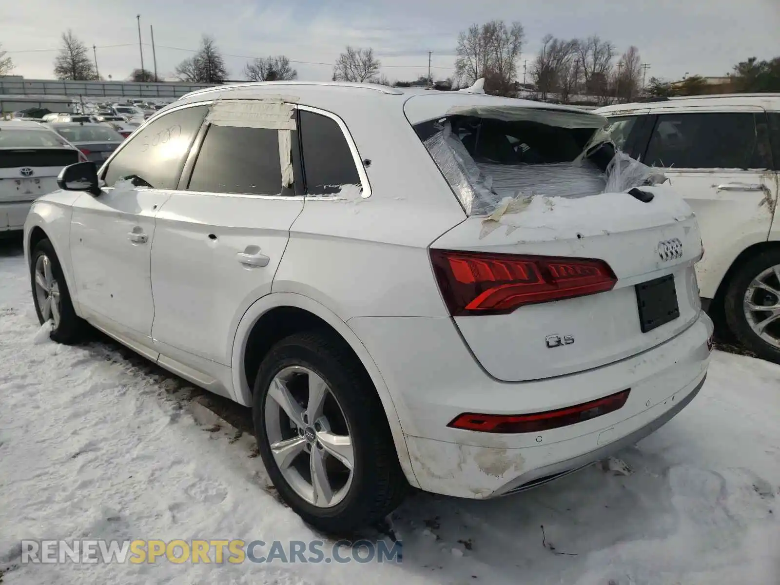 3 Photograph of a damaged car WA1ANAFY4L2058902 AUDI Q5 2020