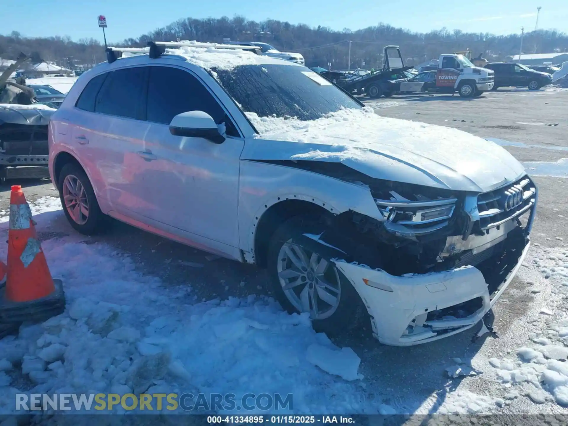 1 Фотография поврежденного автомобиля WA1ANAFY4L2063453 AUDI Q5 2020