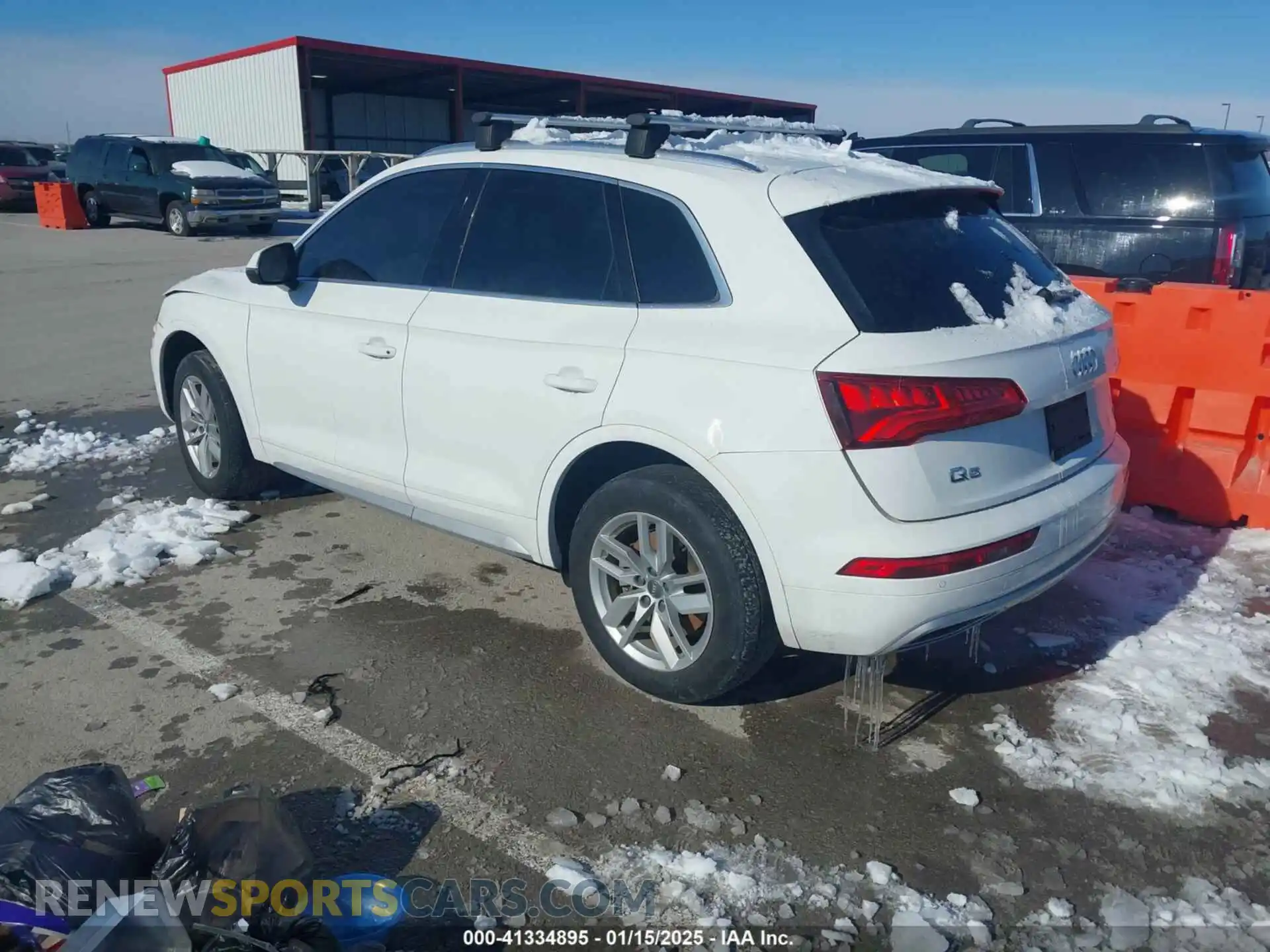 3 Фотография поврежденного автомобиля WA1ANAFY4L2063453 AUDI Q5 2020