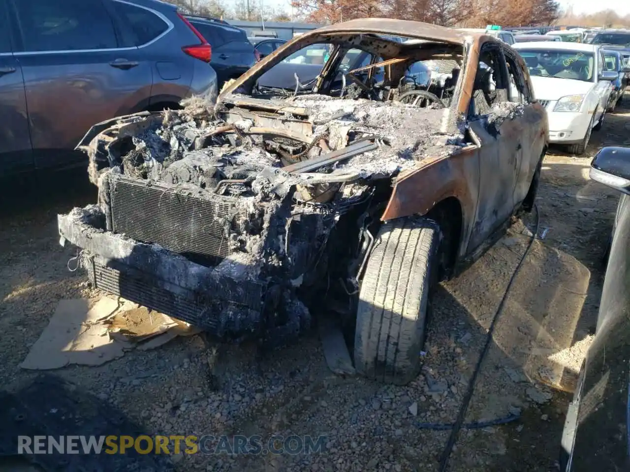 2 fotografías del automóvil dañado WA1ANAFY4L2085209 AUDI Q5 2020