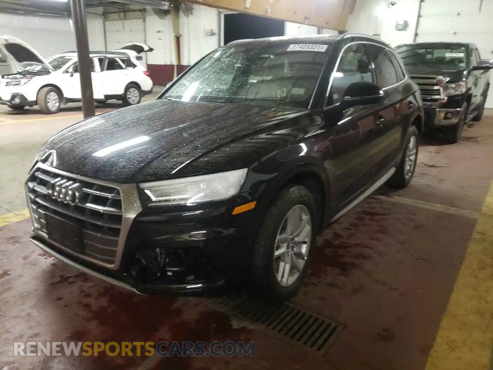 2 Photograph of a damaged car WA1ANAFY4L2085629 AUDI Q5 2020