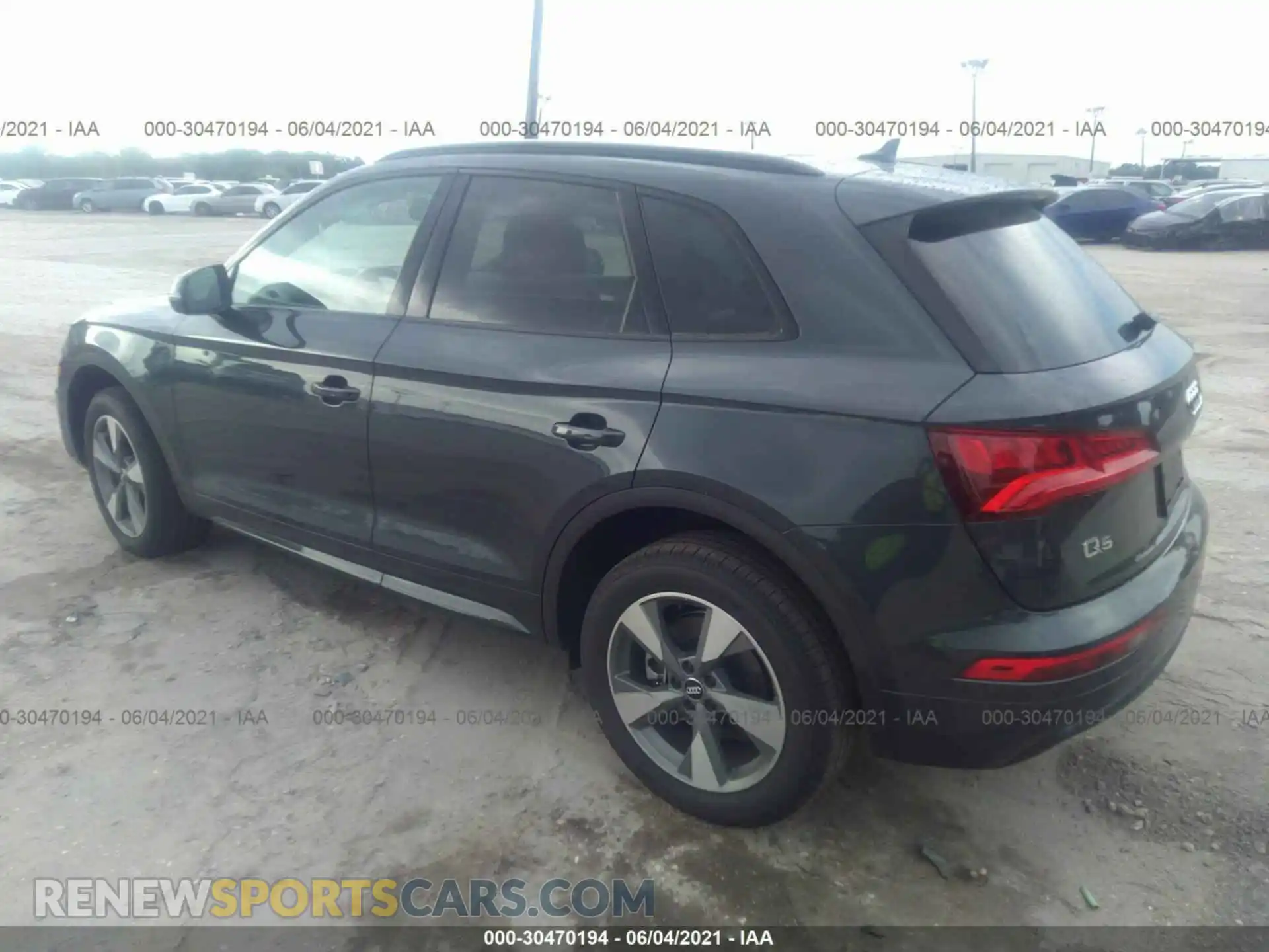 3 Фотография поврежденного автомобиля WA1ANAFY4L2111629 AUDI Q5 2020