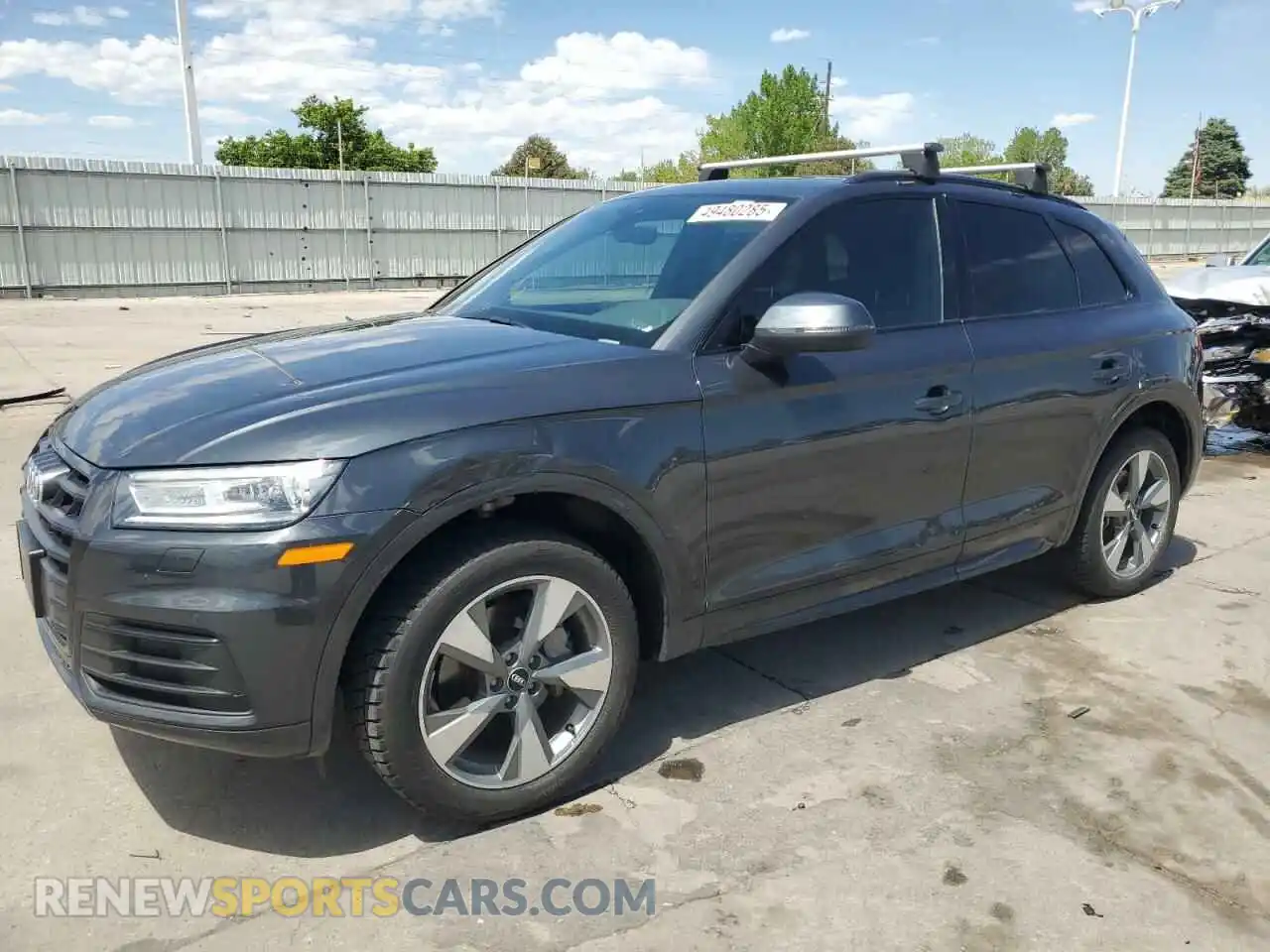 1 Photograph of a damaged car WA1ANAFY5L2091374 AUDI Q5 2020