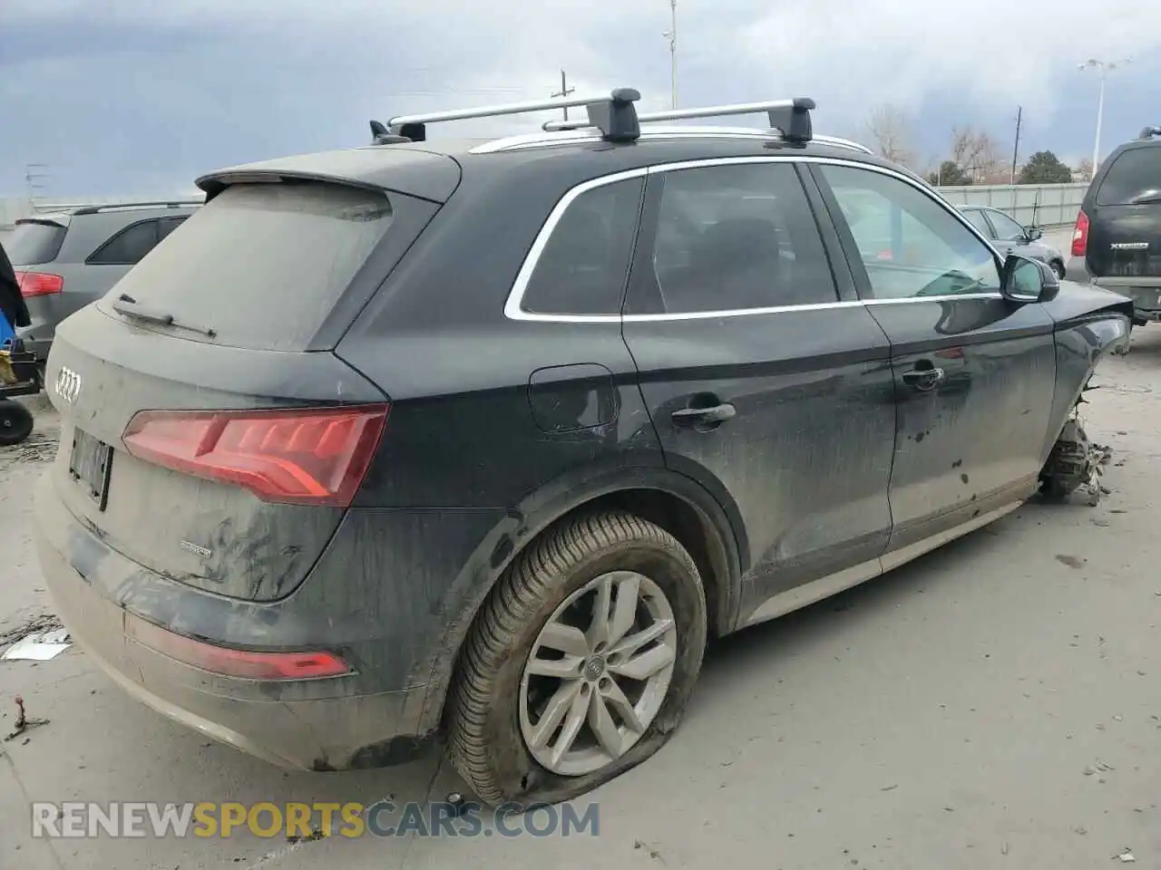 3 Photograph of a damaged car WA1ANAFY6L2019230 AUDI Q5 2020