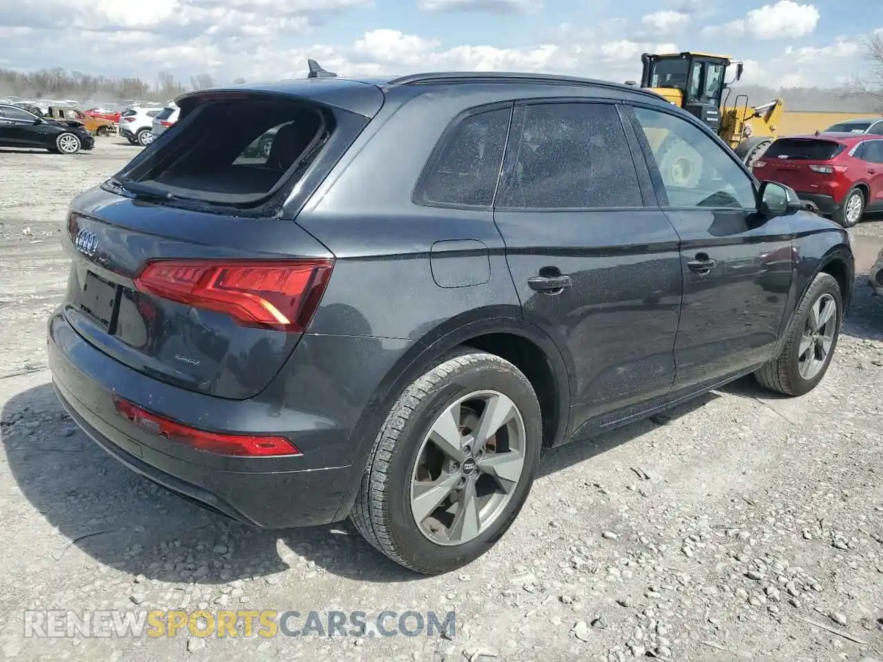 3 Photograph of a damaged car WA1ANAFY6L2112006 AUDI Q5 2020