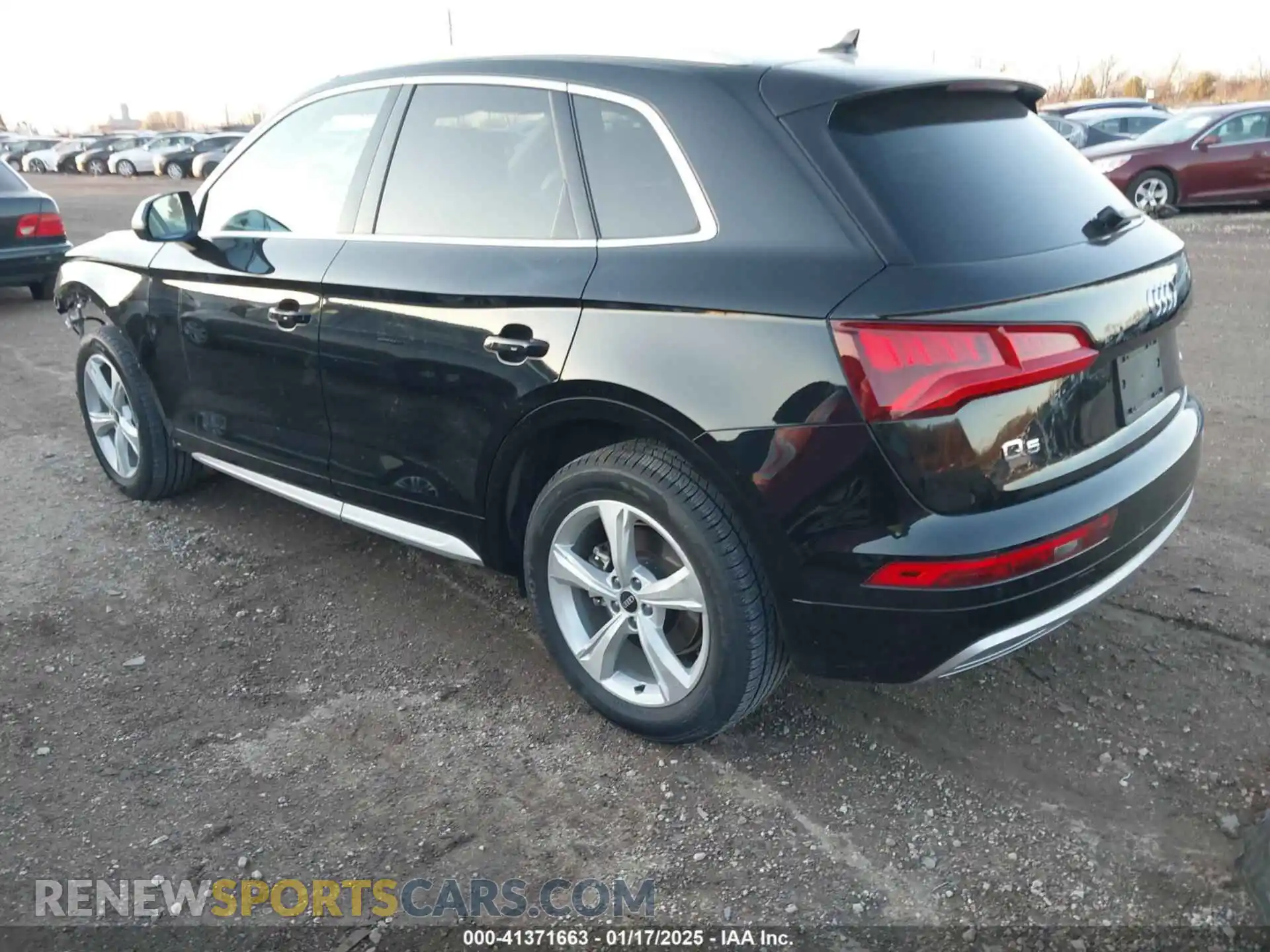 3 Photograph of a damaged car WA1ANAFY6L2119196 AUDI Q5 2020