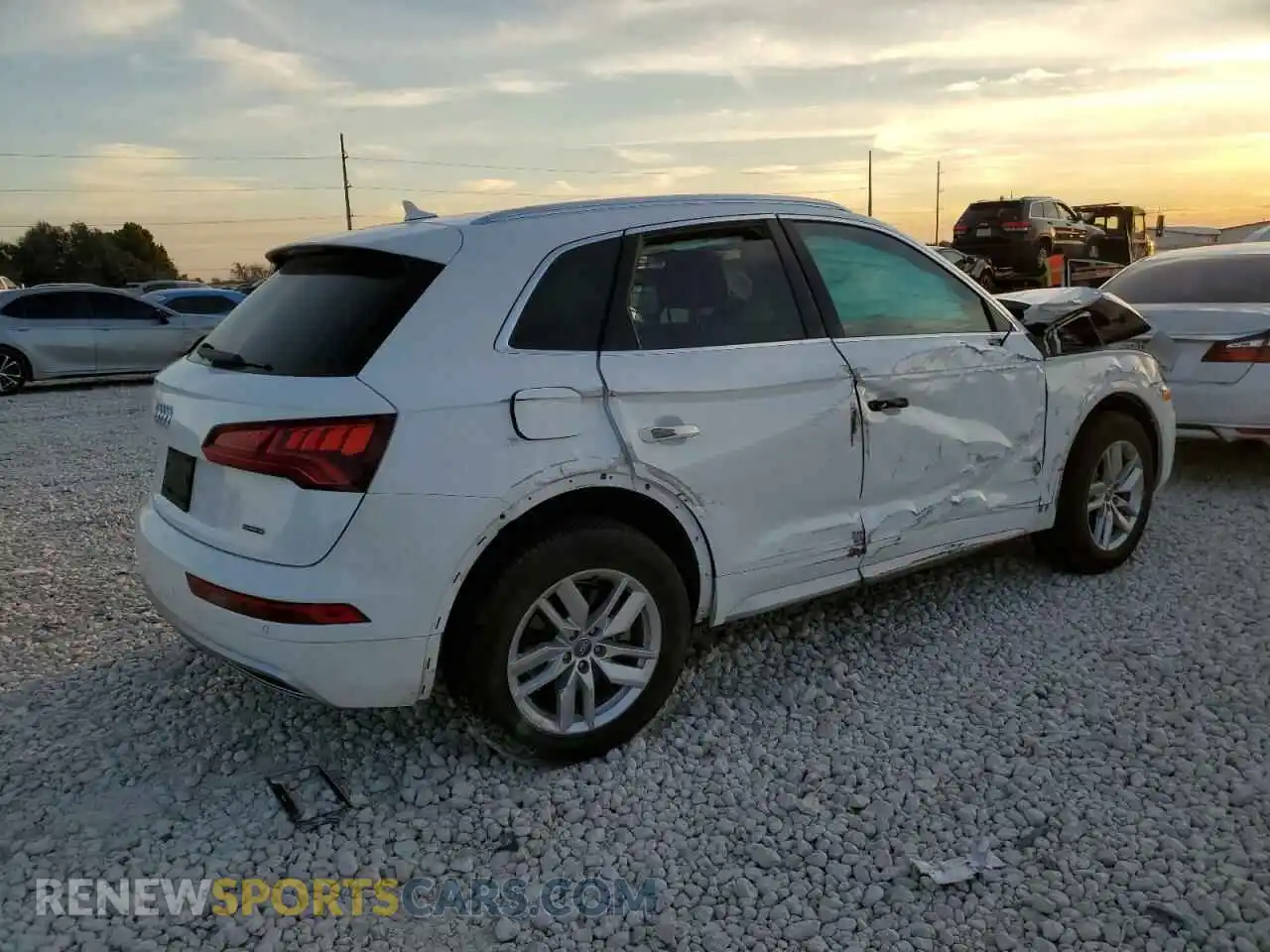 3 Photograph of a damaged car WA1ANAFY7L2001156 AUDI Q5 2020