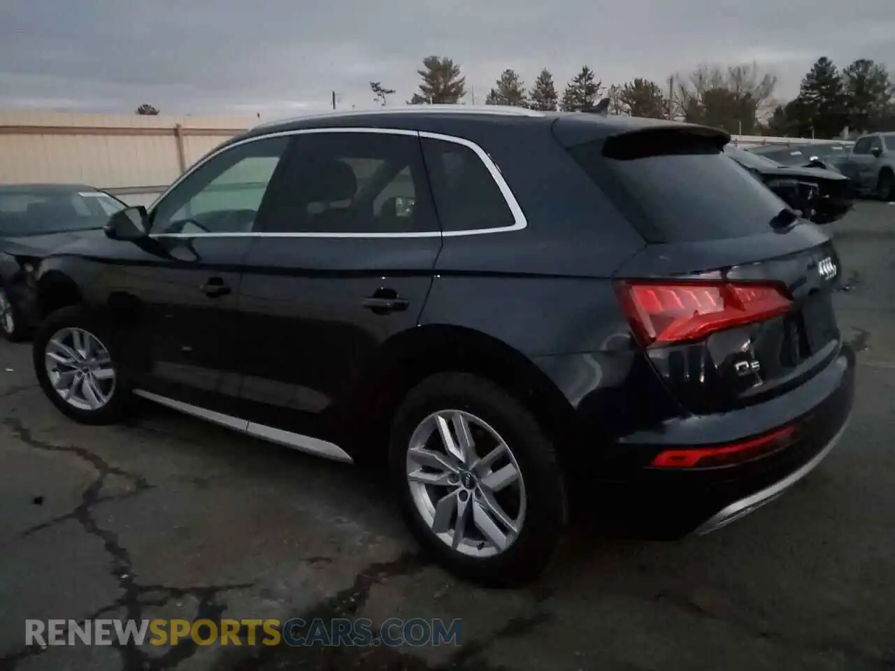 2 Photograph of a damaged car WA1ANAFY9L2019710 AUDI Q5 2020