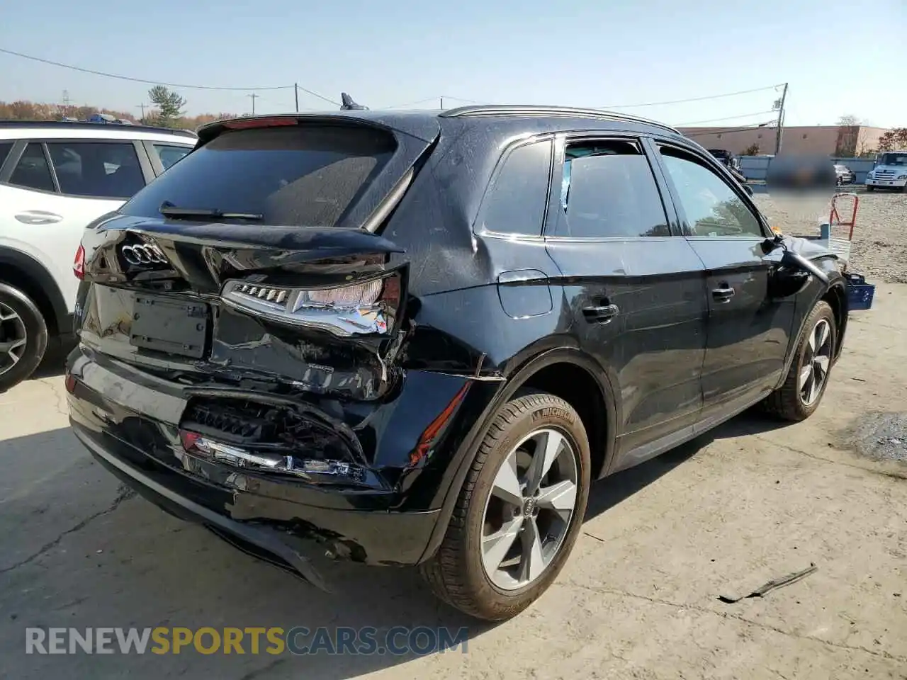 3 Photograph of a damaged car WA1ANAFY9L2111531 AUDI Q5 2020
